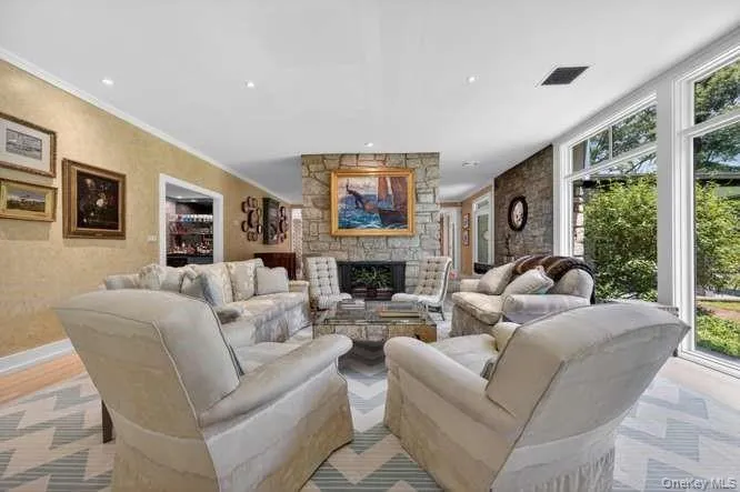 343 Chicken Valley Road, Oyster Bay, NY, 4 Bedrooms Bedrooms, 9 Rooms Rooms,3 BathroomsBathrooms,Residential,For Rent,Chicken Valley,0,955669 343 Chicken Valley Road, Oyster Bay, NY, 4 Bedrooms Bedrooms, 9 Rooms Rooms,3 BathroomsBathrooms,Residential,For Rent,Chicken Valley,0,955669