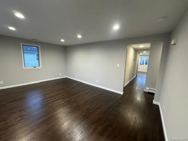 38 Avenue B, North Hempstead, NY, 2 Bedrooms Bedrooms, 4 Rooms Rooms,1 BathroomBathrooms,Residential Lease,For Rent,Avenue B,0,955671 38 Avenue B, North Hempstead, NY, 2 Bedrooms Bedrooms, 4 Rooms Rooms,1 BathroomBathrooms,Residential Lease,For Rent,Avenue B,0,955671