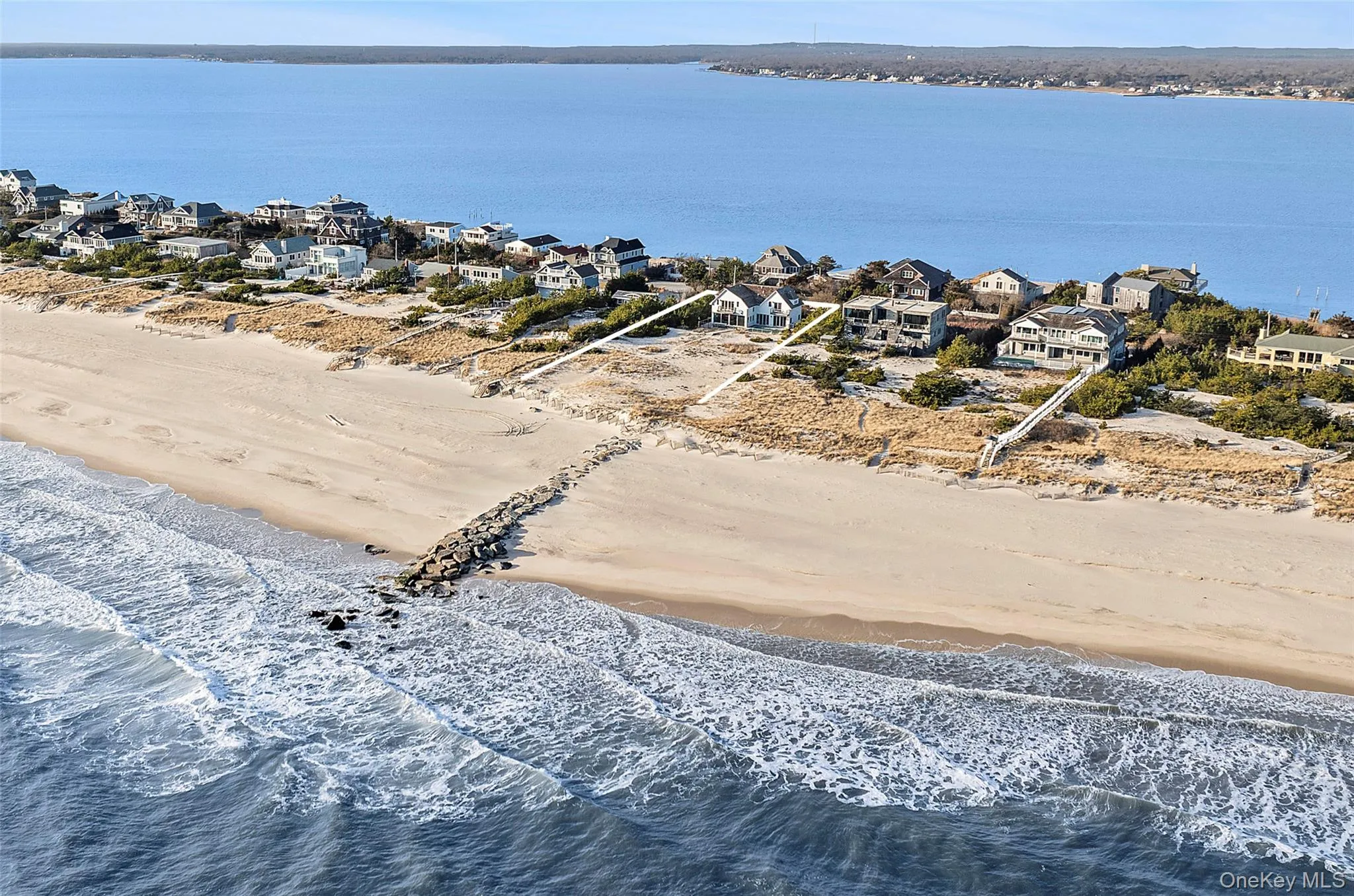 617 Dune Road, Southampton, NY, 4 Bedrooms Bedrooms, 7 Rooms Rooms,4 BathroomsBathrooms,Residential,For Rent,Dune,0,955691 617 Dune Road, Southampton, NY, 4 Bedrooms Bedrooms, 7 Rooms Rooms,4 BathroomsBathrooms,Residential,For Rent,Dune,0,955691