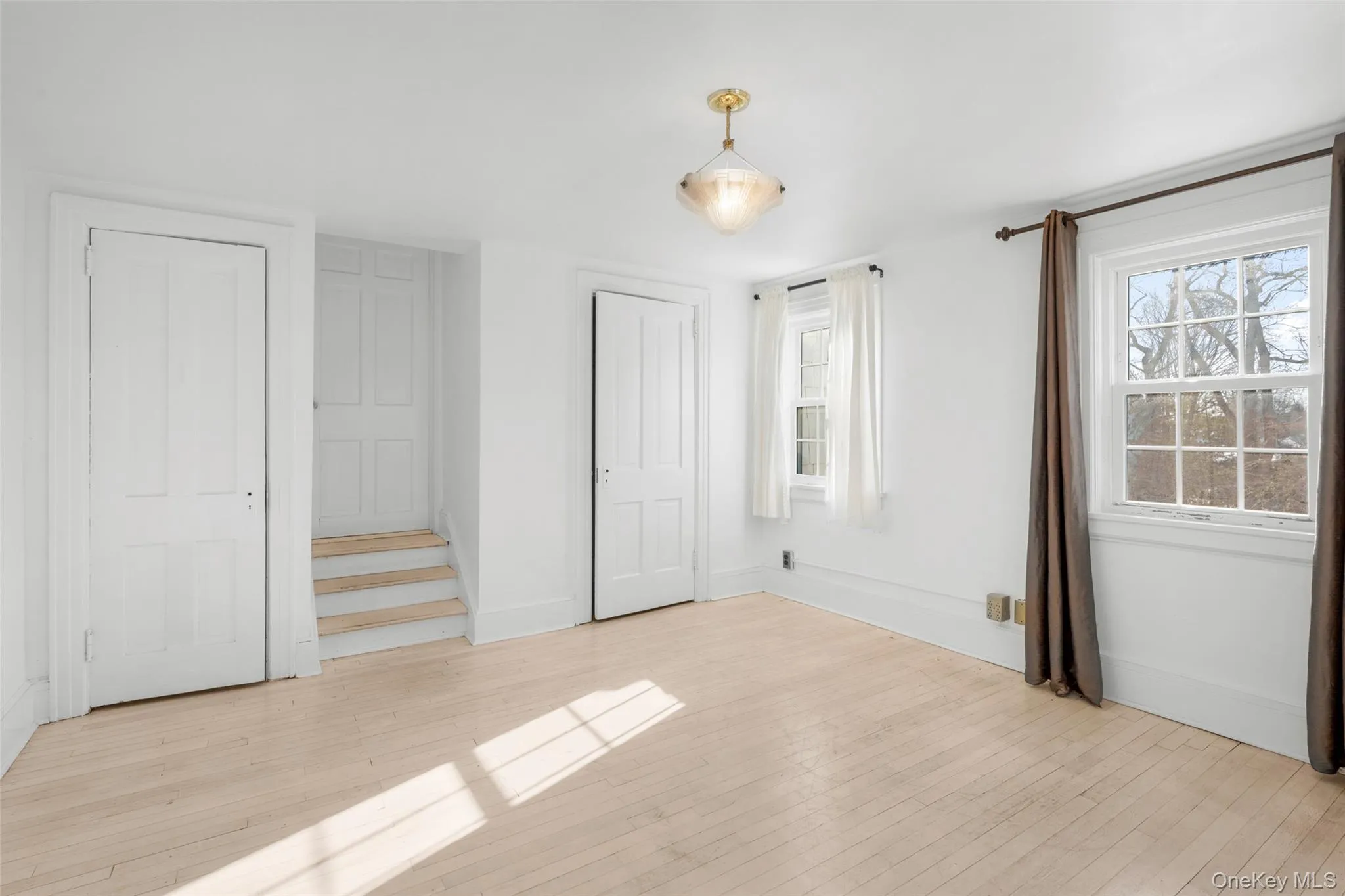 1146 North Avenue, Eastchester, NY, 6 Bedrooms Bedrooms, 130 Rooms Rooms,5 BathroomsBathrooms,Residential Lease,For Rent,North,0,955702 1146 North Avenue, Eastchester, NY, 6 Bedrooms Bedrooms, 130 Rooms Rooms,5 BathroomsBathrooms,Residential Lease,For Rent,North,0,955702