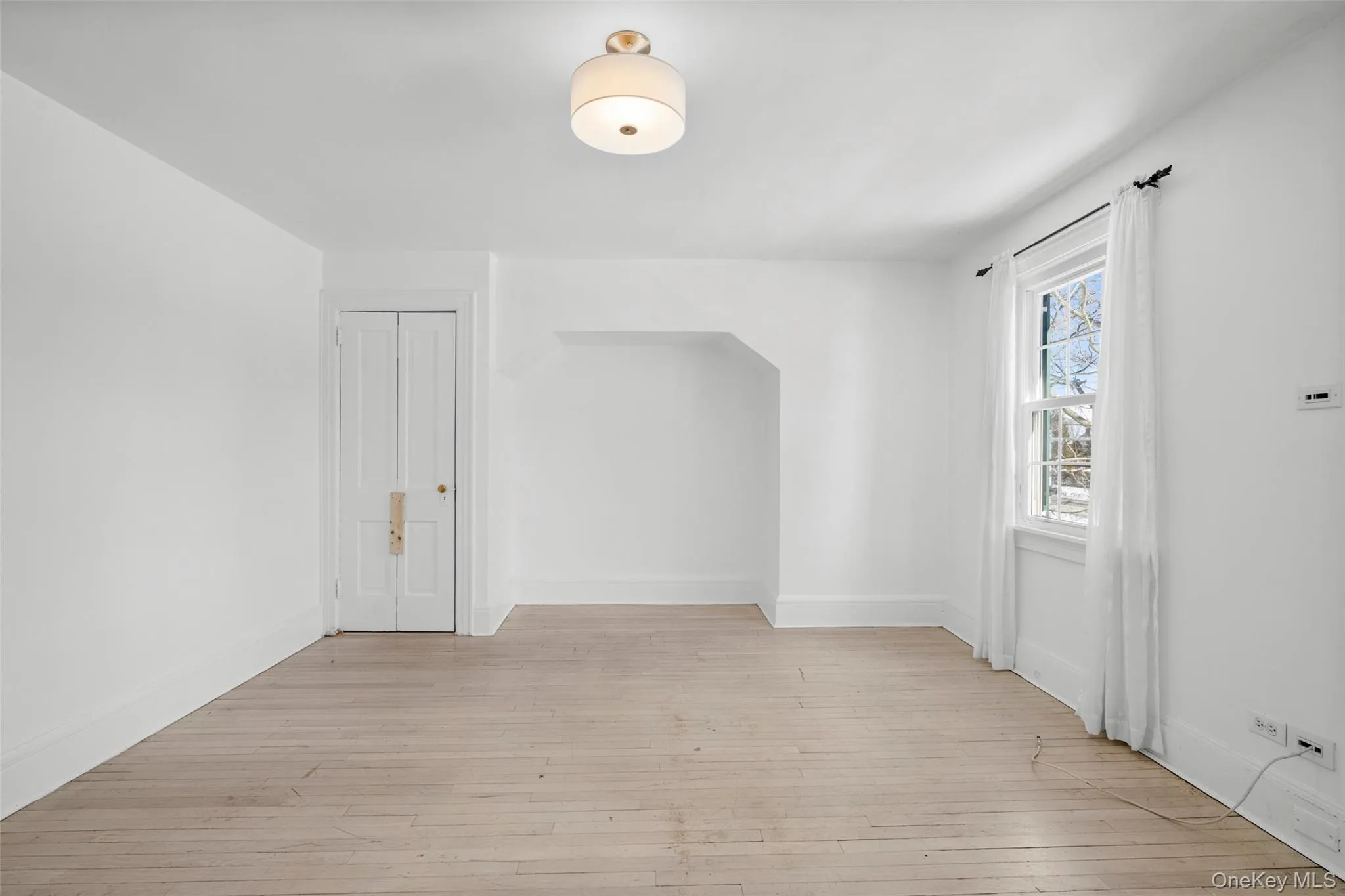 1146 North Avenue, Eastchester, NY, 6 Bedrooms Bedrooms, 130 Rooms Rooms,5 BathroomsBathrooms,Residential Lease,For Rent,North,0,955702 1146 North Avenue, Eastchester, NY, 6 Bedrooms Bedrooms, 130 Rooms Rooms,5 BathroomsBathrooms,Residential Lease,For Rent,North,0,955702