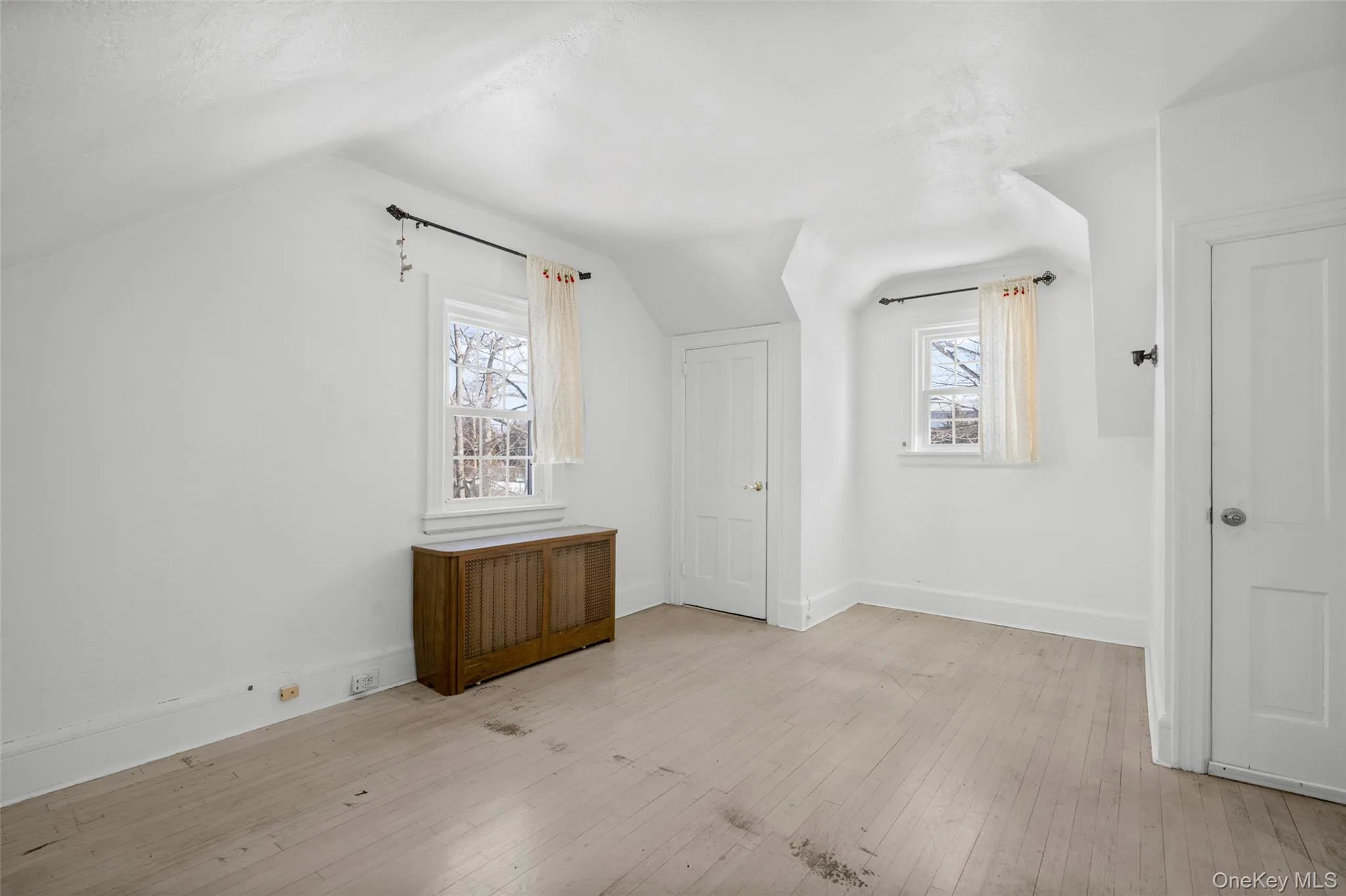 1146 North Avenue, Eastchester, NY, 6 Bedrooms Bedrooms, 130 Rooms Rooms,5 BathroomsBathrooms,Residential Lease,For Rent,North,0,955702 1146 North Avenue, Eastchester, NY, 6 Bedrooms Bedrooms, 130 Rooms Rooms,5 BathroomsBathrooms,Residential Lease,For Rent,North,0,955702
