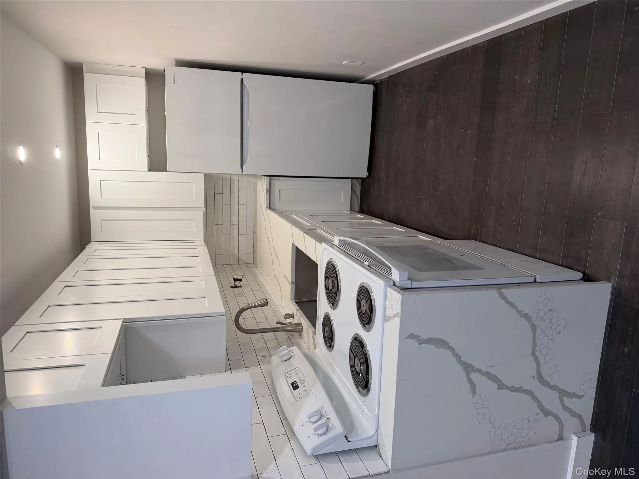 99-105 Hoffman Avenue, Babylon, NY, 1 Bedroom Bedrooms, 3 Rooms Rooms,1 BathroomBathrooms,Residential Lease,For Rent,Hoffman,0,955707 99-105 Hoffman Avenue, Babylon, NY, 1 Bedroom Bedrooms, 3 Rooms Rooms,1 BathroomBathrooms,Residential Lease,For Rent,Hoffman,0,955707