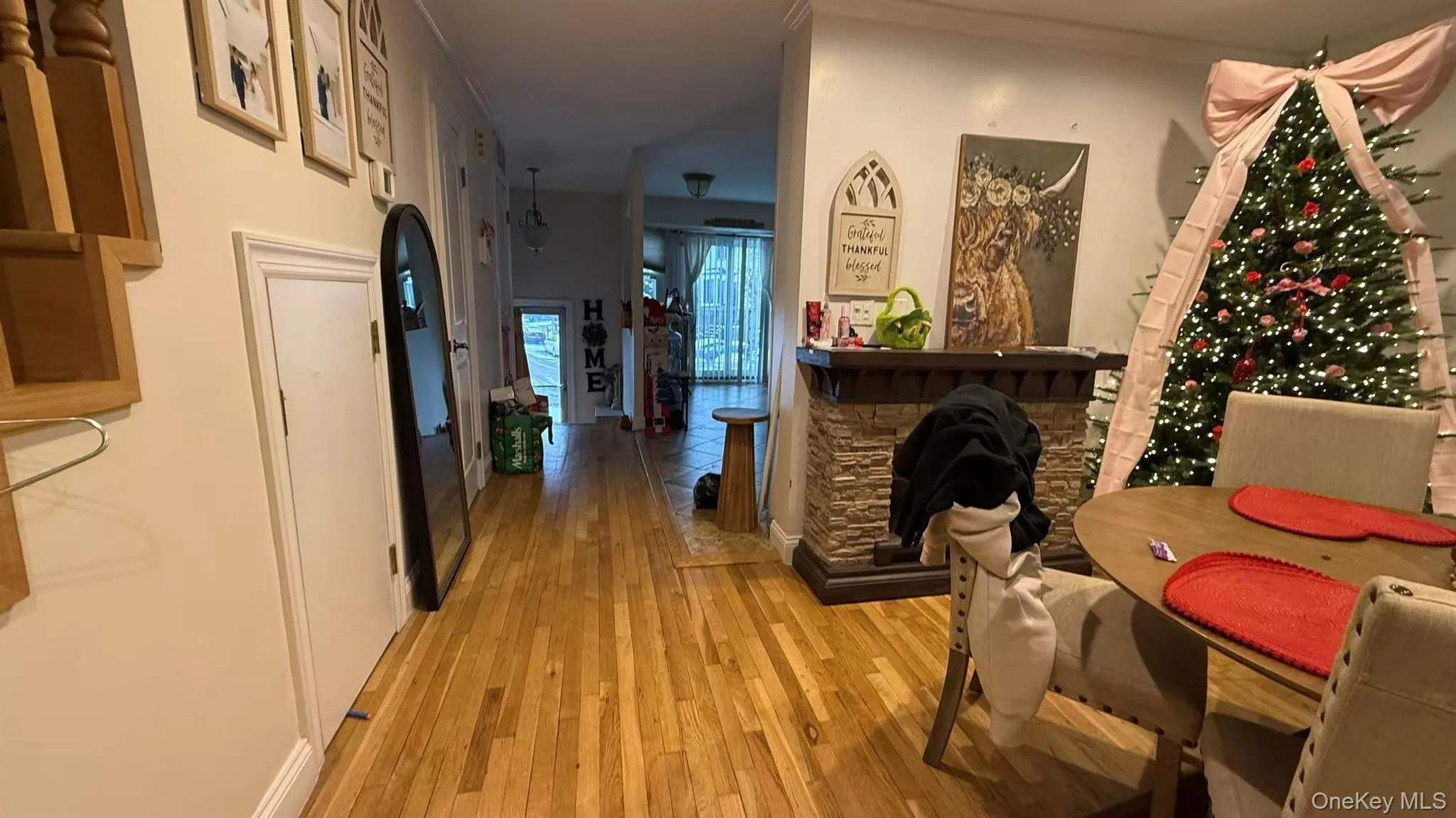 35 Gauldy Avenue, New York, NY, 3 Bedrooms Bedrooms, 6 Rooms Rooms,2 BathroomsBathrooms,Residential,For Rent,Gauldy,0,955740 35 Gauldy Avenue, New York, NY, 3 Bedrooms Bedrooms, 6 Rooms Rooms,2 BathroomsBathrooms,Residential,For Rent,Gauldy,0,955740