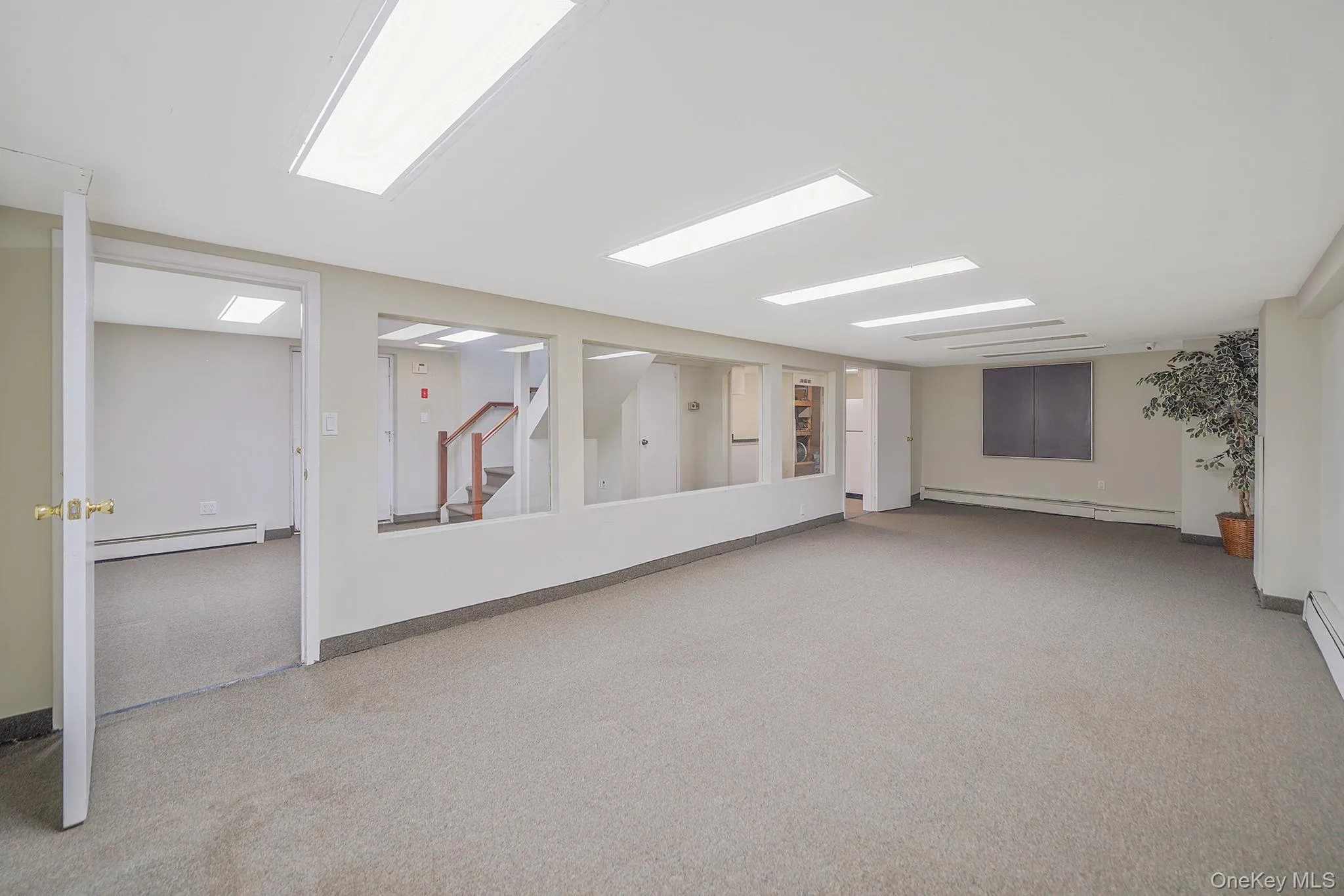 1469 Deer Park Avenue, Babylon, NY, ,Commercial Lease,For Rent,Deer Park,0,955750 1469 Deer Park Avenue, Babylon, NY, ,Commercial Lease,For Rent,Deer Park,0,955750