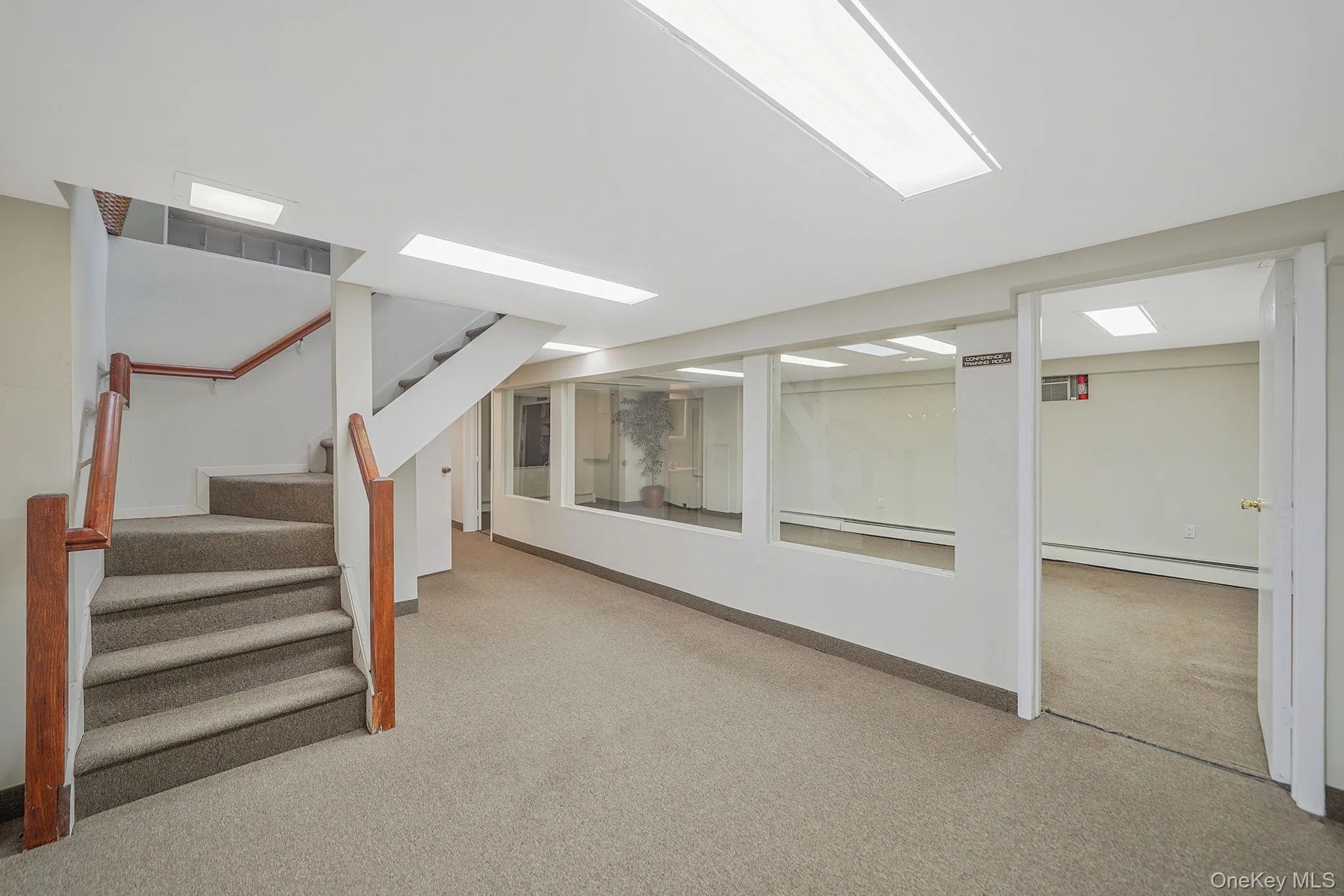 1469 Deer Park Avenue, Babylon, NY, ,Commercial Lease,For Rent,Deer Park,0,955750 1469 Deer Park Avenue, Babylon, NY, ,Commercial Lease,For Rent,Deer Park,0,955750