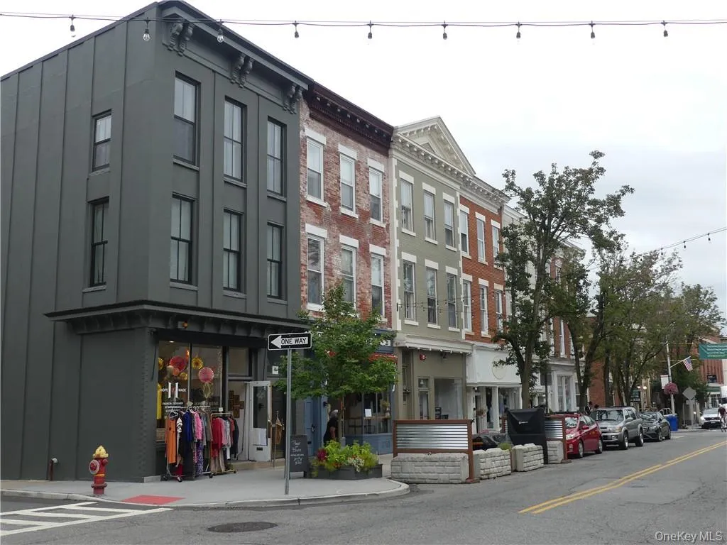 19 Broadway, Orangetown, NY, 1 Bedroom Bedrooms, 4 Rooms Rooms,1 BathroomBathrooms,Residential Lease,Idx,Broadway,0,955783 19 Broadway, Orangetown, NY, 1 Bedroom Bedrooms, 4 Rooms Rooms,1 BathroomBathrooms,Residential Lease,Idx,Broadway,0,955783