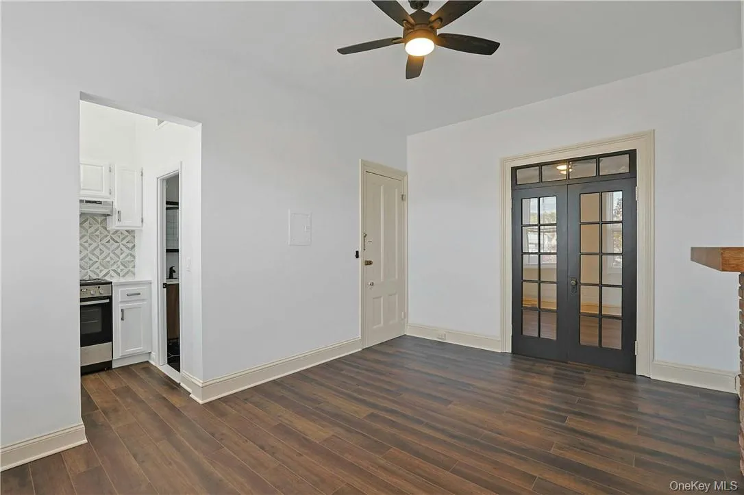 19 Broadway, Orangetown, NY, 1 Bedroom Bedrooms, 4 Rooms Rooms,1 BathroomBathrooms,Residential Lease,Idx,Broadway,0,955783 19 Broadway, Orangetown, NY, 1 Bedroom Bedrooms, 4 Rooms Rooms,1 BathroomBathrooms,Residential Lease,Idx,Broadway,0,955783