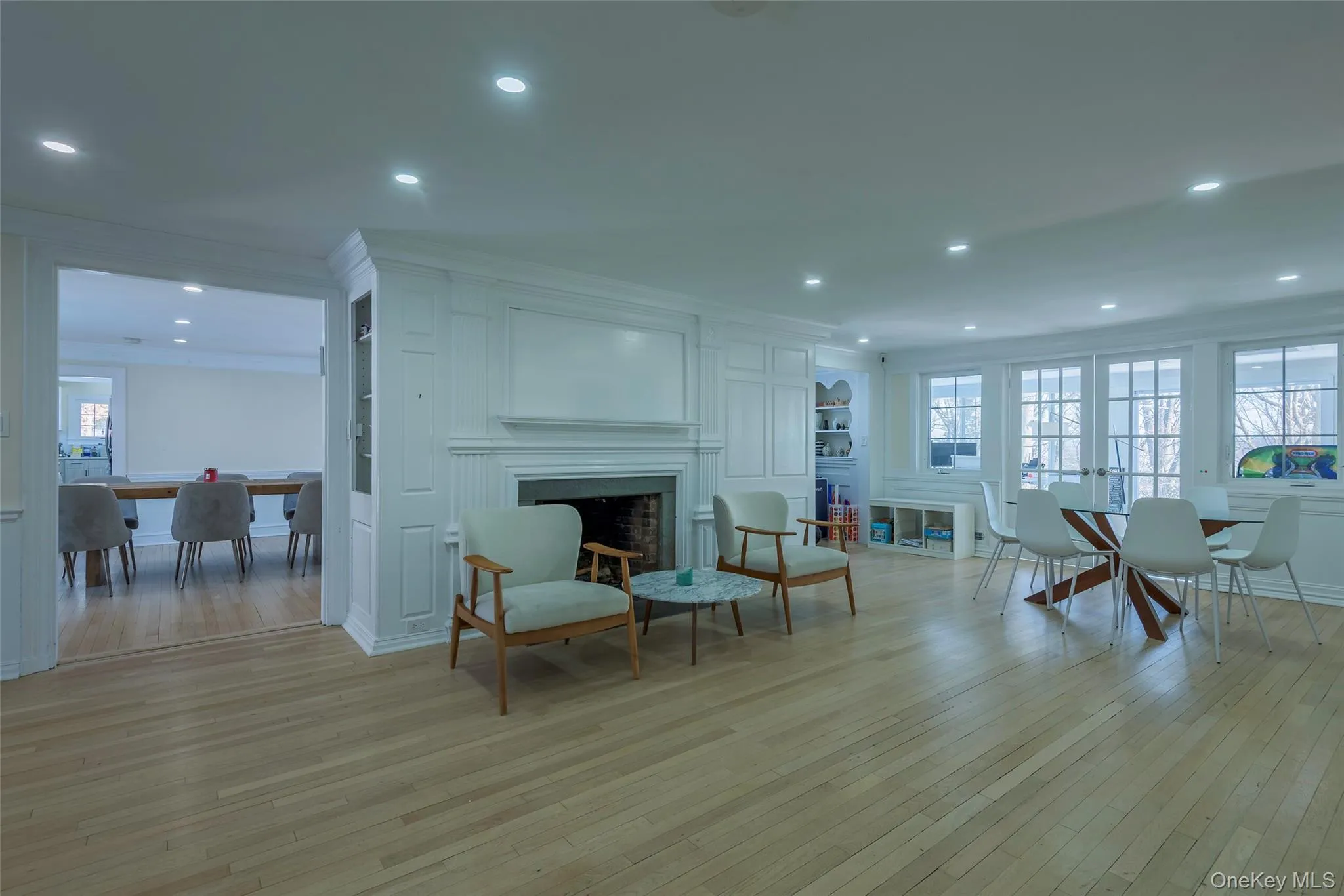 20 Ravine Road, North Hempstead, NY, 6 Bedrooms Bedrooms, 10 Rooms Rooms,5 BathroomsBathrooms,Residential Lease,For Rent,Ravine,0,955786 20 Ravine Road, North Hempstead, NY, 6 Bedrooms Bedrooms, 10 Rooms Rooms,5 BathroomsBathrooms,Residential Lease,For Rent,Ravine,0,955786