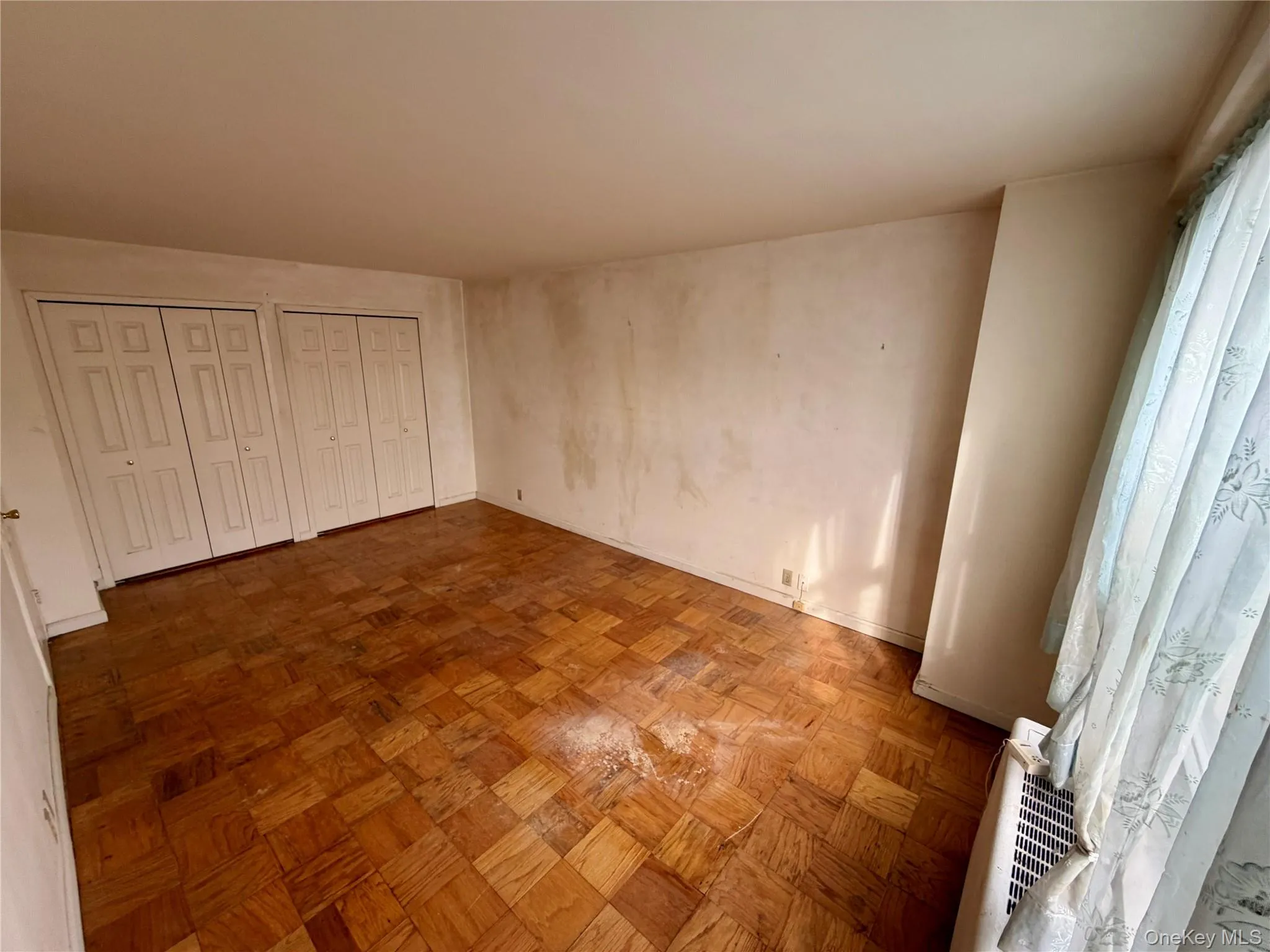 70-25 Yellowstone Boulevard, New York, NY, 2 Bedrooms Bedrooms, 4 Rooms Rooms,1 BathroomBathrooms,Residential Sale,For Rent,Yellowstone,0,955792 70-25 Yellowstone Boulevard, New York, NY, 2 Bedrooms Bedrooms, 4 Rooms Rooms,1 BathroomBathrooms,Residential Sale,For Rent,Yellowstone,0,955792