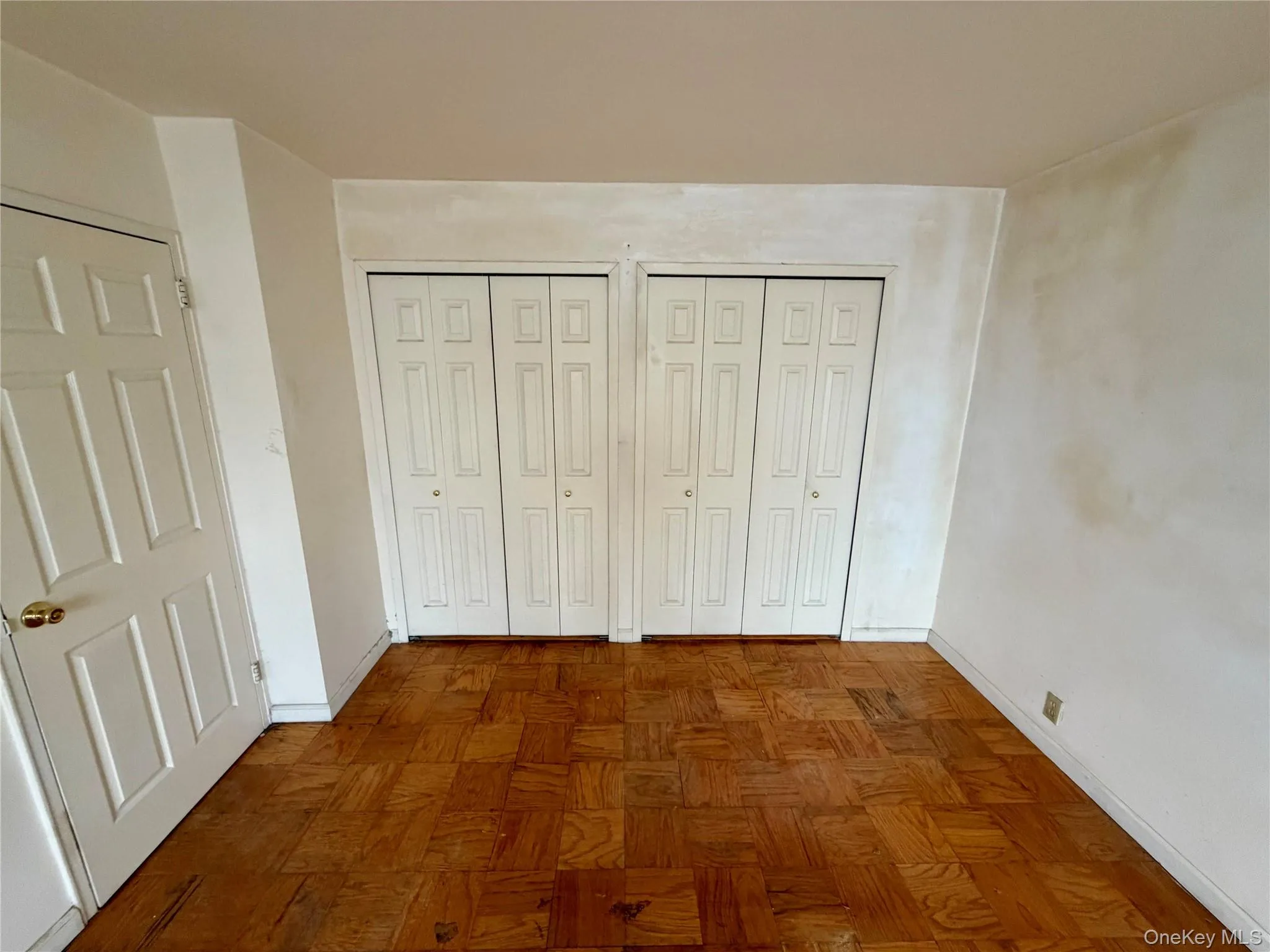 70-25 Yellowstone Boulevard, New York, NY, 2 Bedrooms Bedrooms, 4 Rooms Rooms,1 BathroomBathrooms,Residential Sale,For Rent,Yellowstone,0,955792 70-25 Yellowstone Boulevard, New York, NY, 2 Bedrooms Bedrooms, 4 Rooms Rooms,1 BathroomBathrooms,Residential Sale,For Rent,Yellowstone,0,955792
