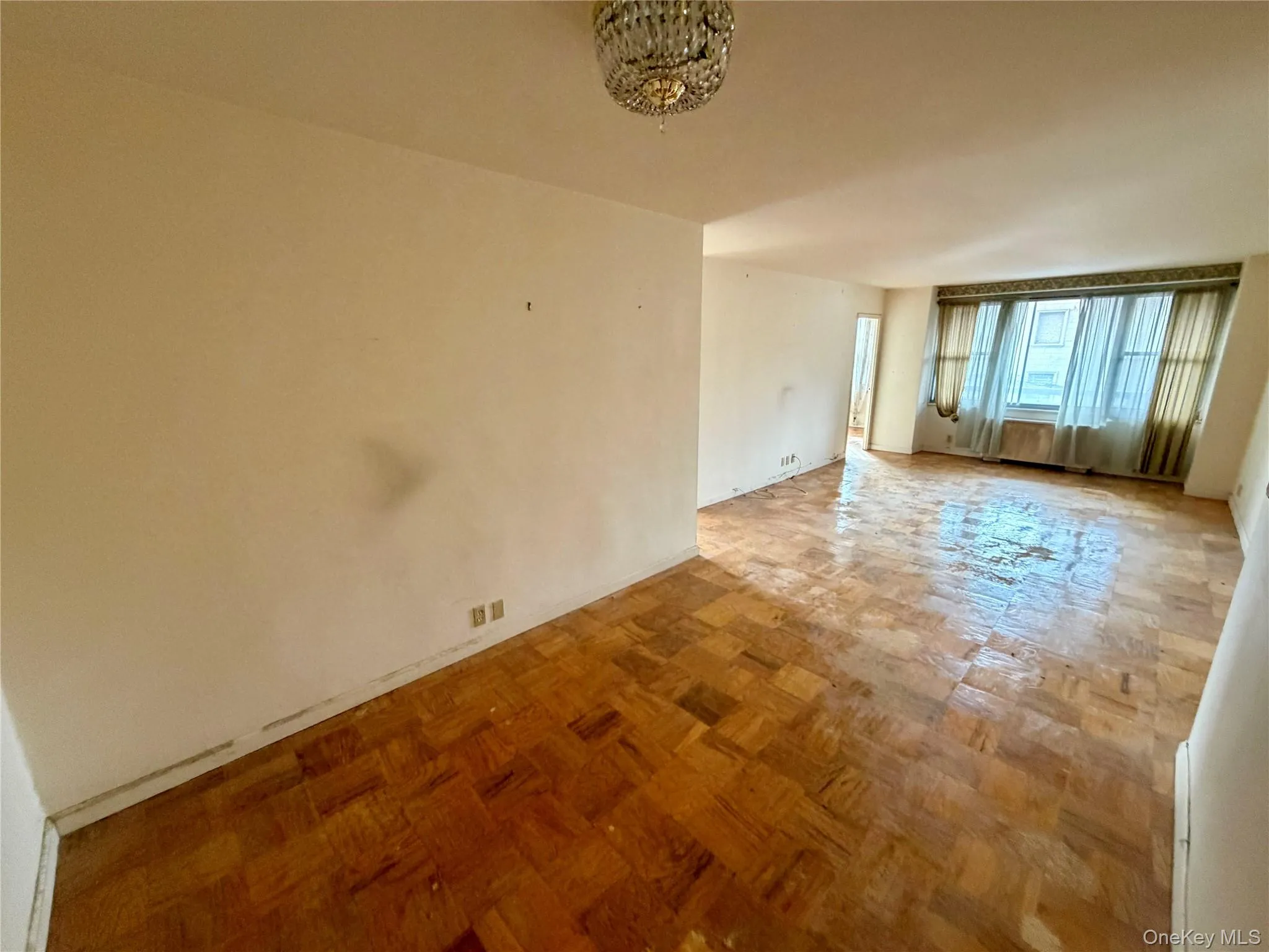 70-25 Yellowstone Boulevard, New York, NY, 2 Bedrooms Bedrooms, 4 Rooms Rooms,1 BathroomBathrooms,Residential Sale,For Rent,Yellowstone,0,955792 70-25 Yellowstone Boulevard, New York, NY, 2 Bedrooms Bedrooms, 4 Rooms Rooms,1 BathroomBathrooms,Residential Sale,For Rent,Yellowstone,0,955792