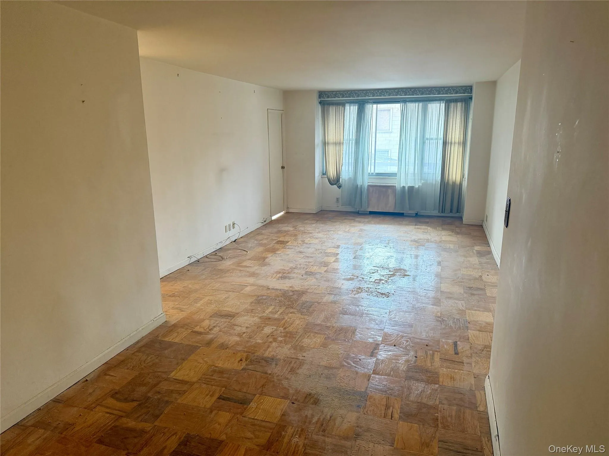 70-25 Yellowstone Boulevard, New York, NY, 2 Bedrooms Bedrooms, 4 Rooms Rooms,1 BathroomBathrooms,Residential Sale,For Rent,Yellowstone,0,955792 70-25 Yellowstone Boulevard, New York, NY, 2 Bedrooms Bedrooms, 4 Rooms Rooms,1 BathroomBathrooms,Residential Sale,For Rent,Yellowstone,0,955792