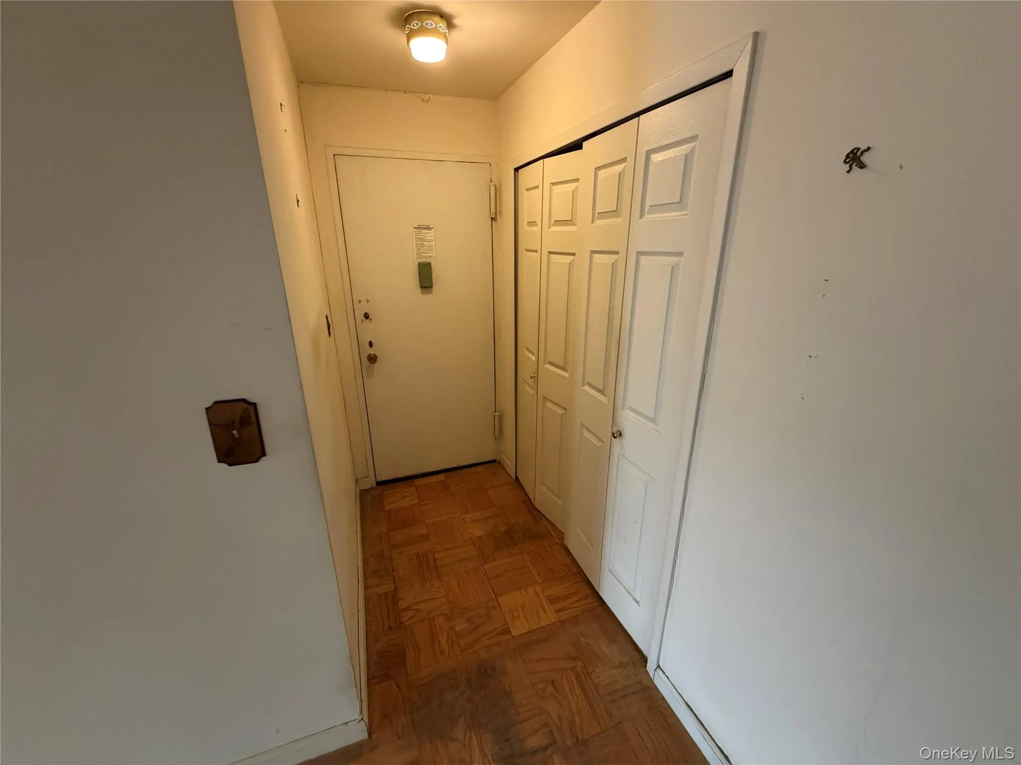 70-25 Yellowstone Boulevard, New York, NY, 2 Bedrooms Bedrooms, 4 Rooms Rooms,1 BathroomBathrooms,Residential Sale,For Rent,Yellowstone,0,955792 70-25 Yellowstone Boulevard, New York, NY, 2 Bedrooms Bedrooms, 4 Rooms Rooms,1 BathroomBathrooms,Residential Sale,For Rent,Yellowstone,0,955792