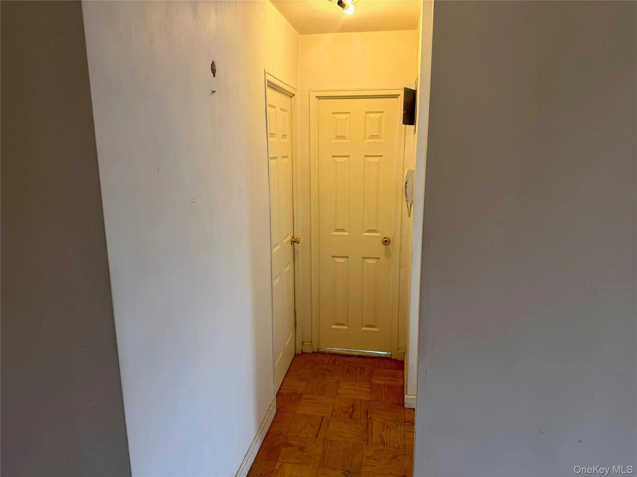 70-25 Yellowstone Boulevard, New York, NY, 2 Bedrooms Bedrooms, 4 Rooms Rooms,1 BathroomBathrooms,Residential Sale,For Rent,Yellowstone,0,955792 70-25 Yellowstone Boulevard, New York, NY, 2 Bedrooms Bedrooms, 4 Rooms Rooms,1 BathroomBathrooms,Residential Sale,For Rent,Yellowstone,0,955792
