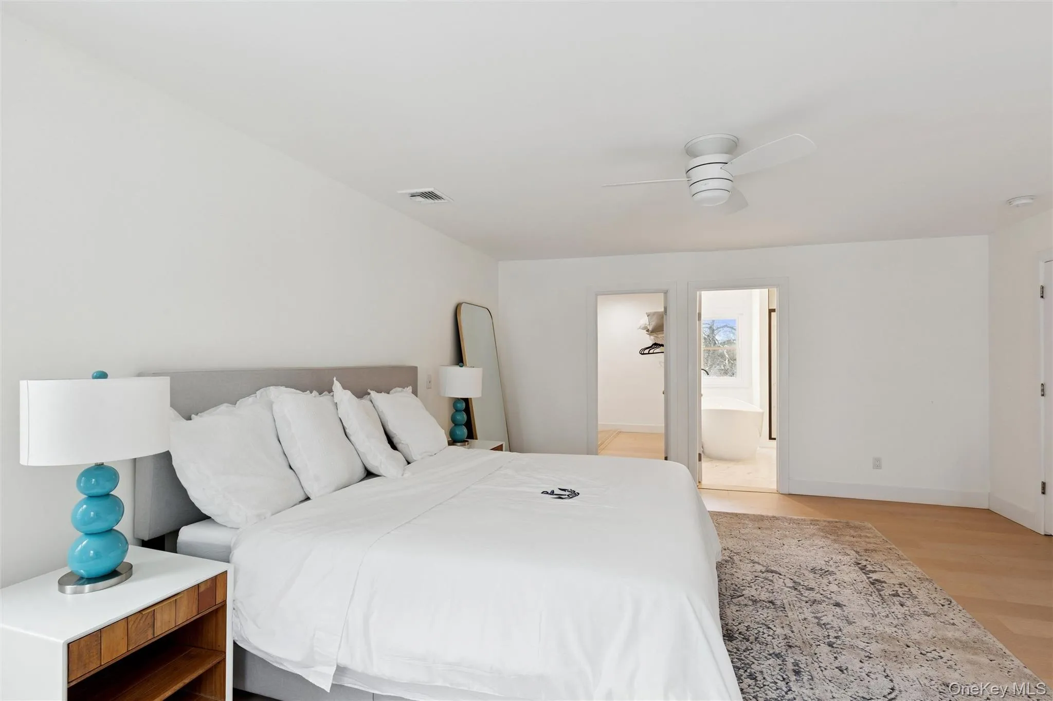 34 Starboard Road, Southampton, NY, 7 Bedrooms Bedrooms, 16 Rooms Rooms,3 BathroomsBathrooms,Residential Lease,For Rent,Starboard,0,955796 34 Starboard Road, Southampton, NY, 7 Bedrooms Bedrooms, 16 Rooms Rooms,3 BathroomsBathrooms,Residential Lease,For Rent,Starboard,0,955796