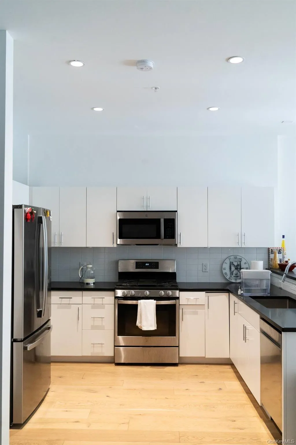 249 Main Street, Beacon, NY, 1 Bedroom Bedrooms, 6 Rooms Rooms,1 BathroomBathrooms,Residential Lease,Idx,Main,0,955804 249 Main Street, Beacon, NY, 1 Bedroom Bedrooms, 6 Rooms Rooms,1 BathroomBathrooms,Residential Lease,Idx,Main,0,955804