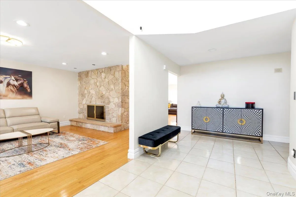 219 Carnation Drive, Babylon, NY, 6 Bedrooms Bedrooms, 10 Rooms Rooms,3 BathroomsBathrooms,Residential,For Rent,Carnation,0,955843 219 Carnation Drive, Babylon, NY, 6 Bedrooms Bedrooms, 10 Rooms Rooms,3 BathroomsBathrooms,Residential,For Rent,Carnation,0,955843