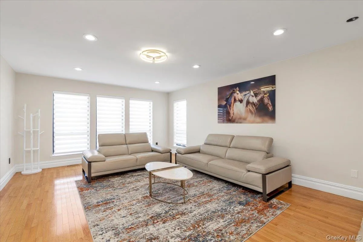 219 Carnation Drive, Babylon, NY, 6 Bedrooms Bedrooms, 10 Rooms Rooms,3 BathroomsBathrooms,Residential,For Rent,Carnation,0,955843 219 Carnation Drive, Babylon, NY, 6 Bedrooms Bedrooms, 10 Rooms Rooms,3 BathroomsBathrooms,Residential,For Rent,Carnation,0,955843