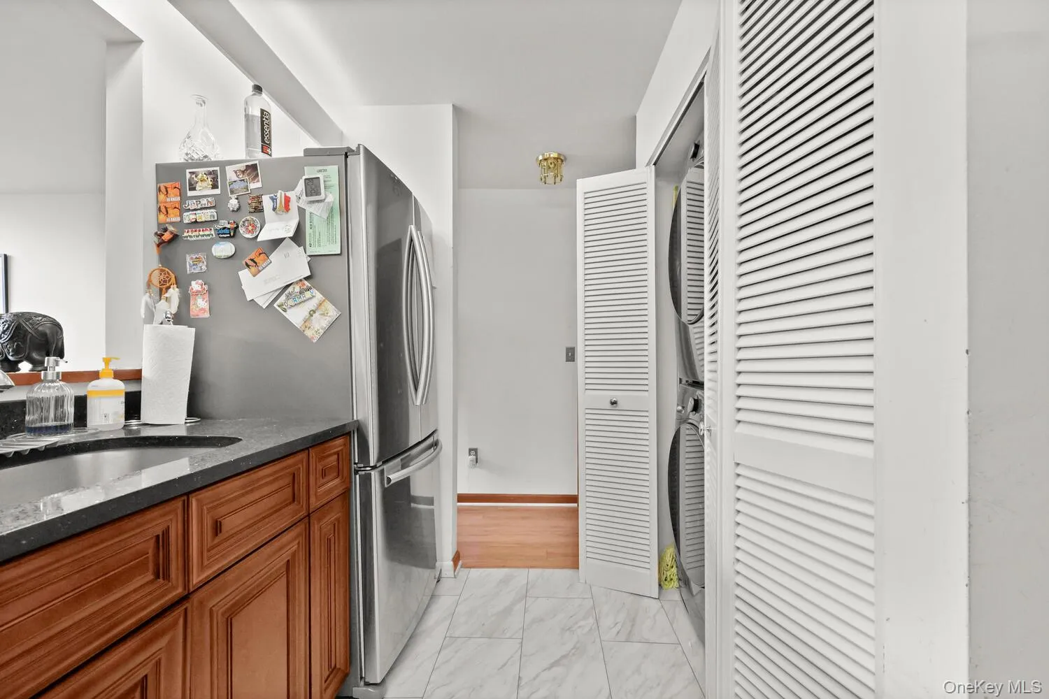 1465 Putnam Avenue, Greenwich, CT, 1 Bedroom Bedrooms, 5 Rooms Rooms,1 BathroomBathrooms,Residential Lease,Idx,Putnam,0,955856 1465 Putnam Avenue, Greenwich, CT, 1 Bedroom Bedrooms, 5 Rooms Rooms,1 BathroomBathrooms,Residential Lease,Idx,Putnam,0,955856