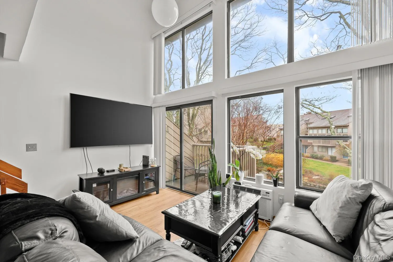 1465 Putnam Avenue, Greenwich, CT, 1 Bedroom Bedrooms, 5 Rooms Rooms,1 BathroomBathrooms,Residential Lease,Idx,Putnam,0,955856 1465 Putnam Avenue, Greenwich, CT, 1 Bedroom Bedrooms, 5 Rooms Rooms,1 BathroomBathrooms,Residential Lease,Idx,Putnam,0,955856