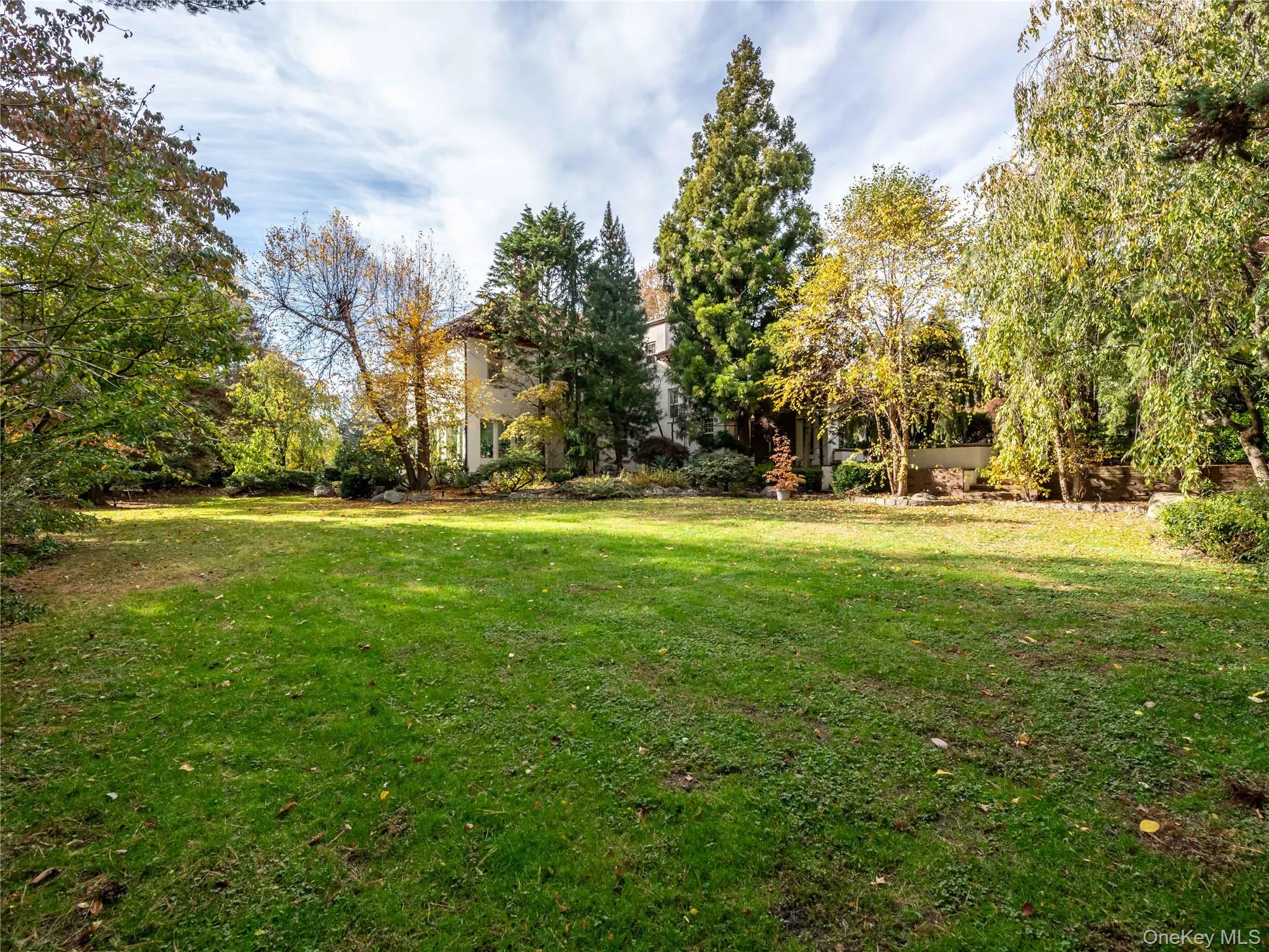 64 Plandome Court, North Hempstead, NY, 5 Bedrooms Bedrooms, 13 Rooms Rooms,4 BathroomsBathrooms,Residential Sale,For Rent,Plandome,0,955887 64 Plandome Court, North Hempstead, NY, 5 Bedrooms Bedrooms, 13 Rooms Rooms,4 BathroomsBathrooms,Residential Sale,For Rent,Plandome,0,955887