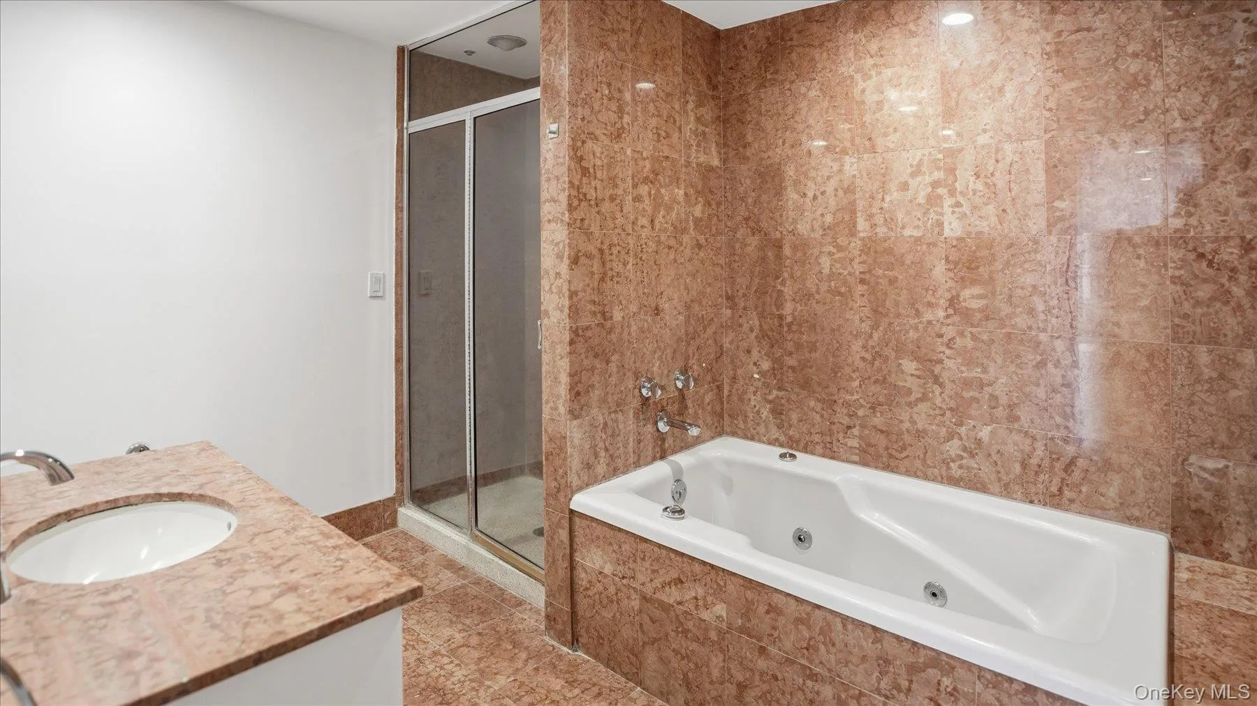 100 Cuttermill Road, North Hempstead, NY, 1 Bedroom Bedrooms, 4 Rooms Rooms,1 BathroomBathrooms,Residential Lease,For Rent,Cuttermill,0,955901 100 Cuttermill Road, North Hempstead, NY, 1 Bedroom Bedrooms, 4 Rooms Rooms,1 BathroomBathrooms,Residential Lease,For Rent,Cuttermill,0,955901