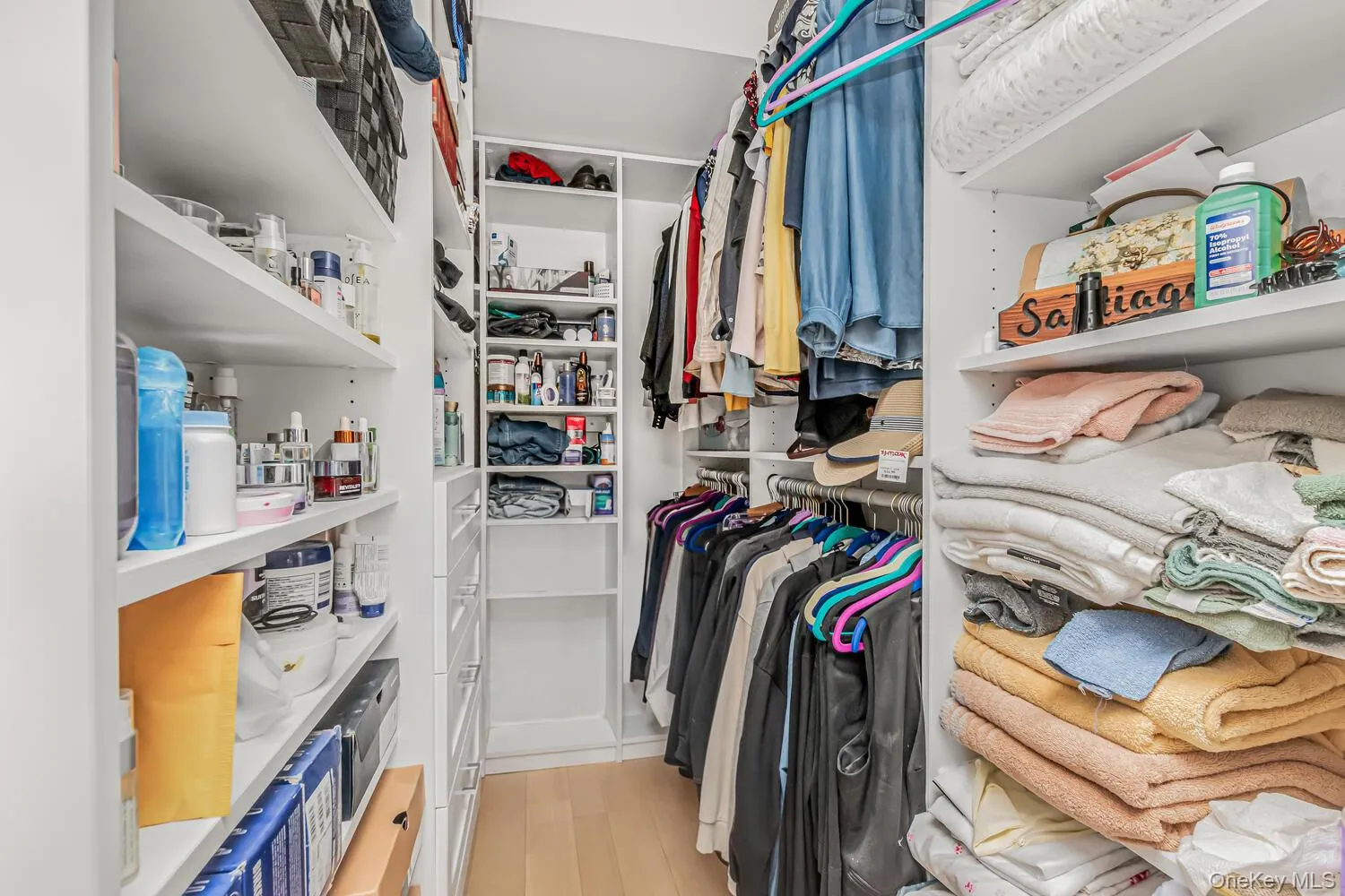 1490 Outlook Avenue, New York, NY, 2 Bedrooms Bedrooms, 6 Rooms Rooms,2 BathroomsBathrooms,Residential Sale,For Rent,Outlook,0,955911 1490 Outlook Avenue, New York, NY, 2 Bedrooms Bedrooms, 6 Rooms Rooms,2 BathroomsBathrooms,Residential Sale,For Rent,Outlook,0,955911