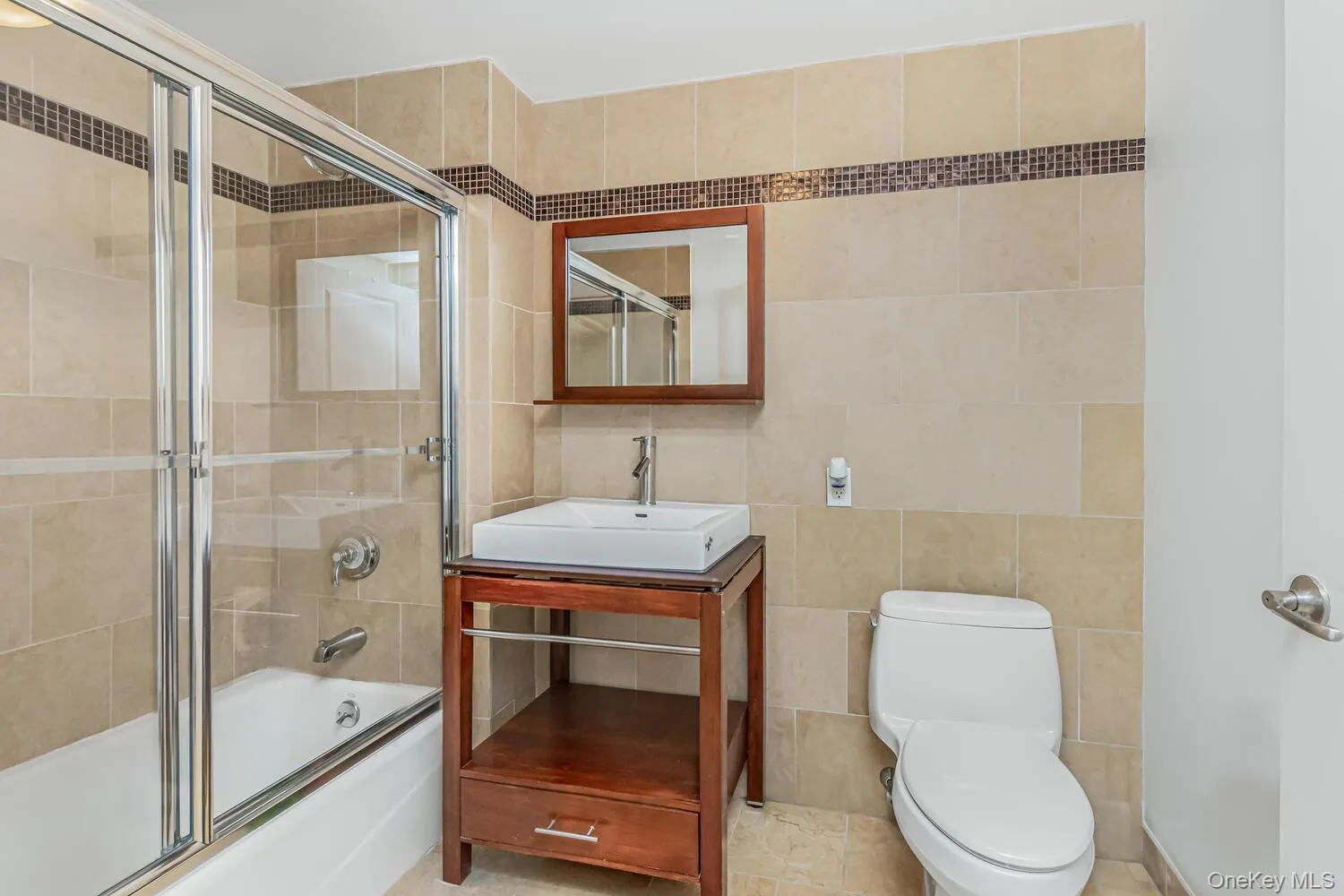 1490 Outlook Avenue, New York, NY, 2 Bedrooms Bedrooms, 6 Rooms Rooms,2 BathroomsBathrooms,Residential Sale,For Rent,Outlook,0,955911 1490 Outlook Avenue, New York, NY, 2 Bedrooms Bedrooms, 6 Rooms Rooms,2 BathroomsBathrooms,Residential Sale,For Rent,Outlook,0,955911