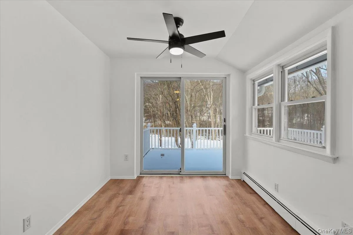 300 Waccabuc Road, Lewisboro, NY, 2 Bedrooms Bedrooms, 6 Rooms Rooms,1 BathroomBathrooms,Residential Lease,For Rent,Waccabuc,0,955954 300 Waccabuc Road, Lewisboro, NY, 2 Bedrooms Bedrooms, 6 Rooms Rooms,1 BathroomBathrooms,Residential Lease,For Rent,Waccabuc,0,955954