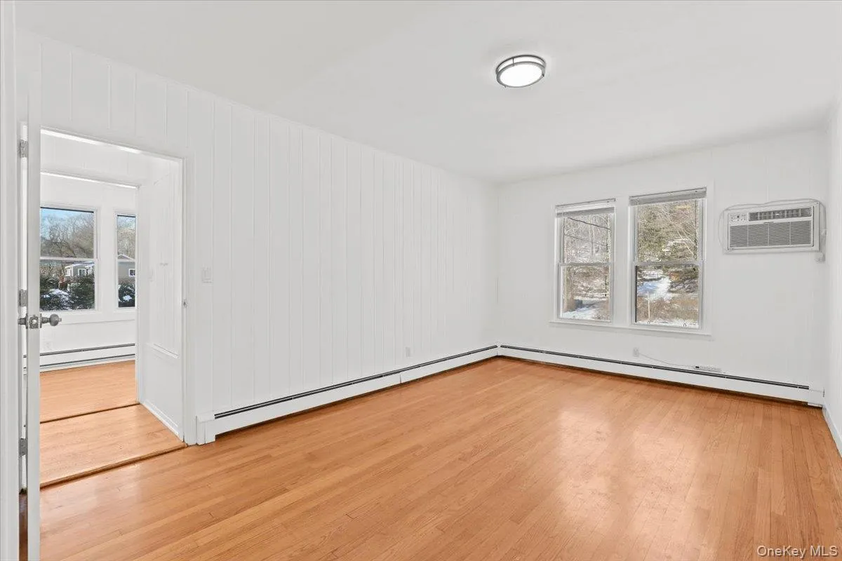 300 Waccabuc Road, Lewisboro, NY, 2 Bedrooms Bedrooms, 6 Rooms Rooms,1 BathroomBathrooms,Residential Lease,For Rent,Waccabuc,0,955954 300 Waccabuc Road, Lewisboro, NY, 2 Bedrooms Bedrooms, 6 Rooms Rooms,1 BathroomBathrooms,Residential Lease,For Rent,Waccabuc,0,955954