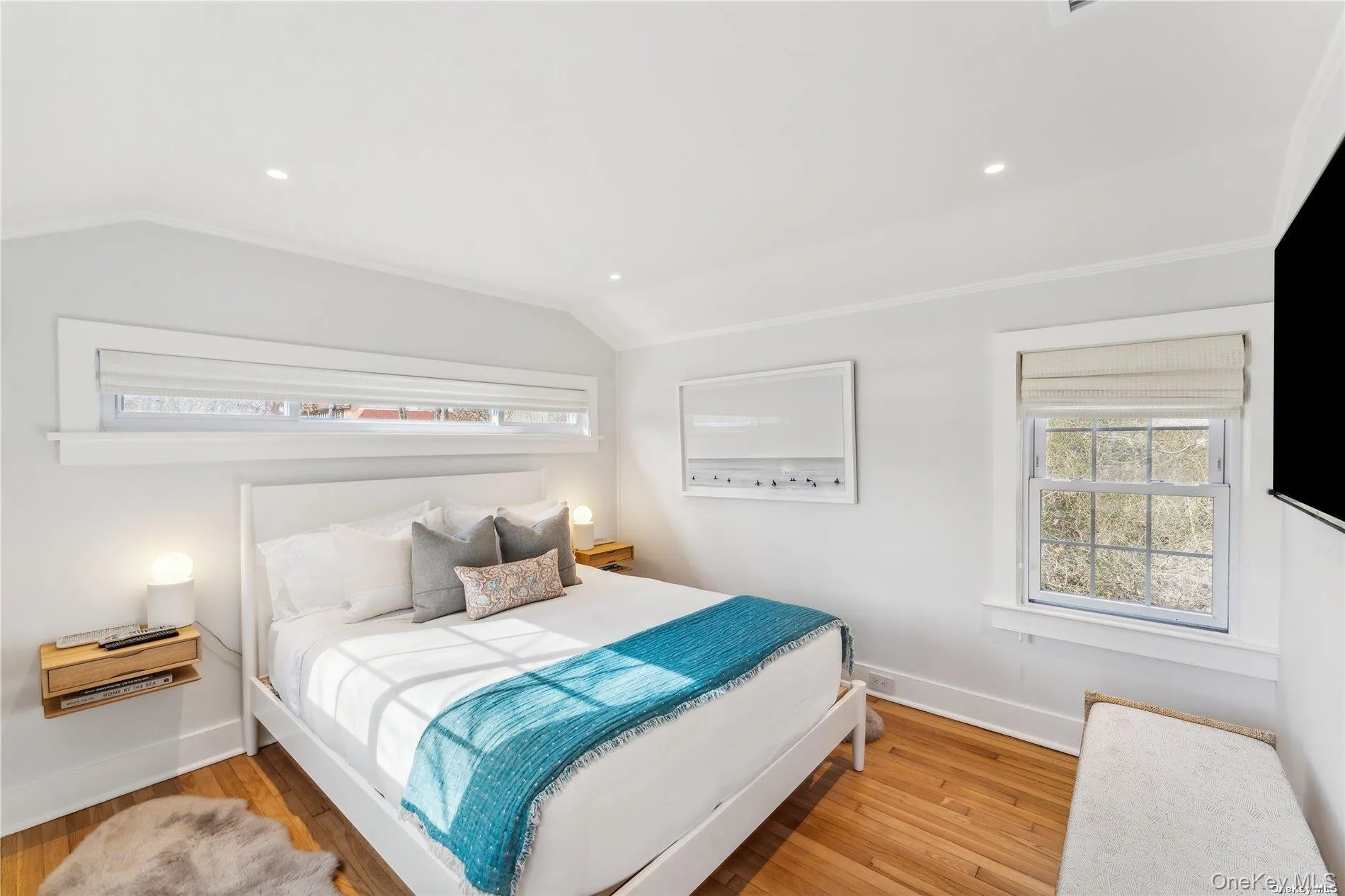 689 Main Street, Southampton, NY, 2 Bedrooms Bedrooms, 5 Rooms Rooms,2 BathroomsBathrooms,Residential Lease,For Rent,Main,0,955979 689 Main Street, Southampton, NY, 2 Bedrooms Bedrooms, 5 Rooms Rooms,2 BathroomsBathrooms,Residential Lease,For Rent,Main,0,955979