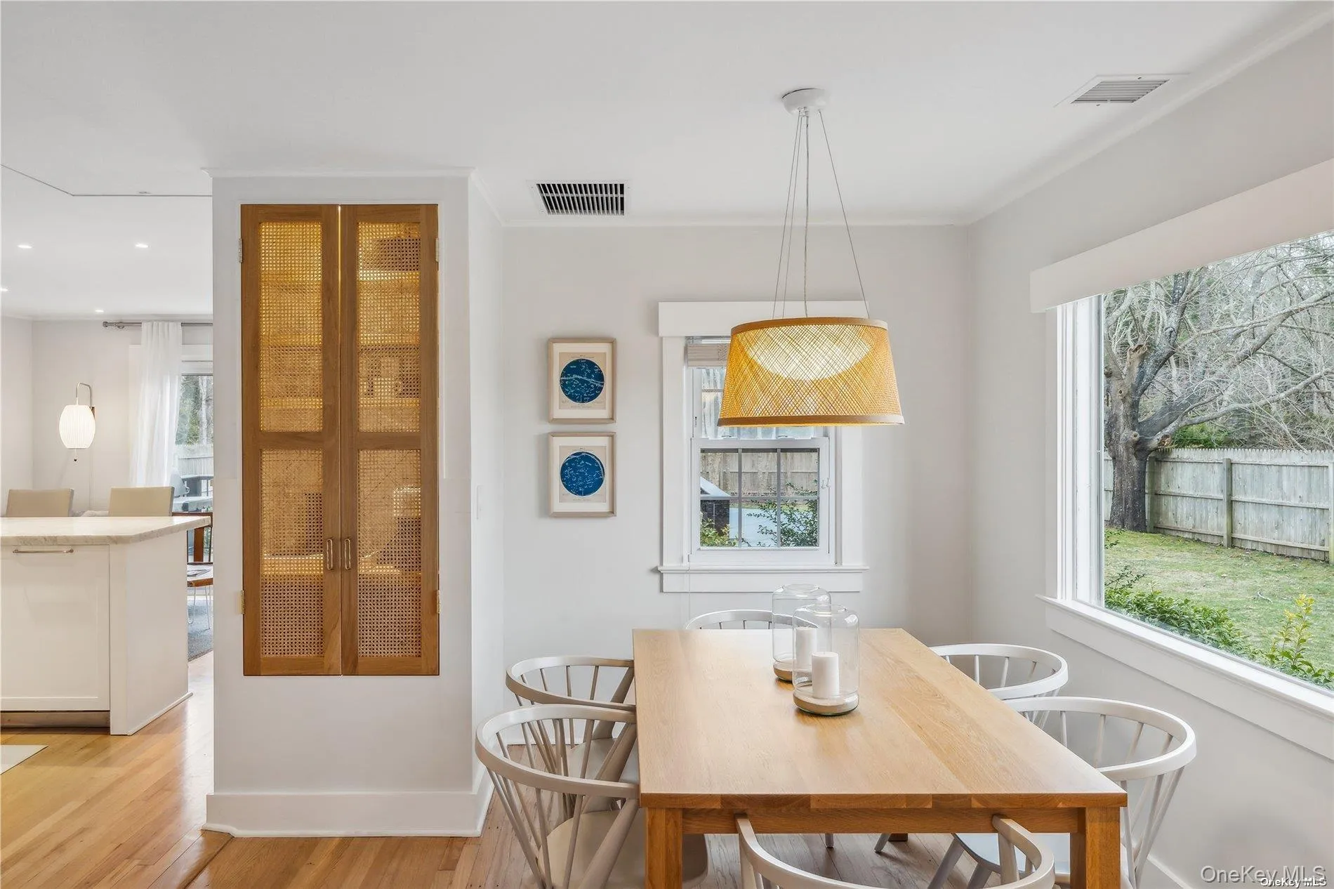 689 Main Street, Southampton, NY, 2 Bedrooms Bedrooms, 5 Rooms Rooms,2 BathroomsBathrooms,Residential Lease,For Rent,Main,0,955979 689 Main Street, Southampton, NY, 2 Bedrooms Bedrooms, 5 Rooms Rooms,2 BathroomsBathrooms,Residential Lease,For Rent,Main,0,955979