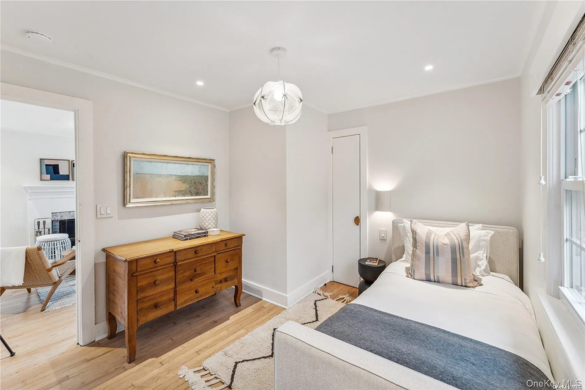 689 Main Street, Southampton, NY, 2 Bedrooms Bedrooms, 5 Rooms Rooms,2 BathroomsBathrooms,Residential Lease,For Rent,Main,0,955979 689 Main Street, Southampton, NY, 2 Bedrooms Bedrooms, 5 Rooms Rooms,2 BathroomsBathrooms,Residential Lease,For Rent,Main,0,955979