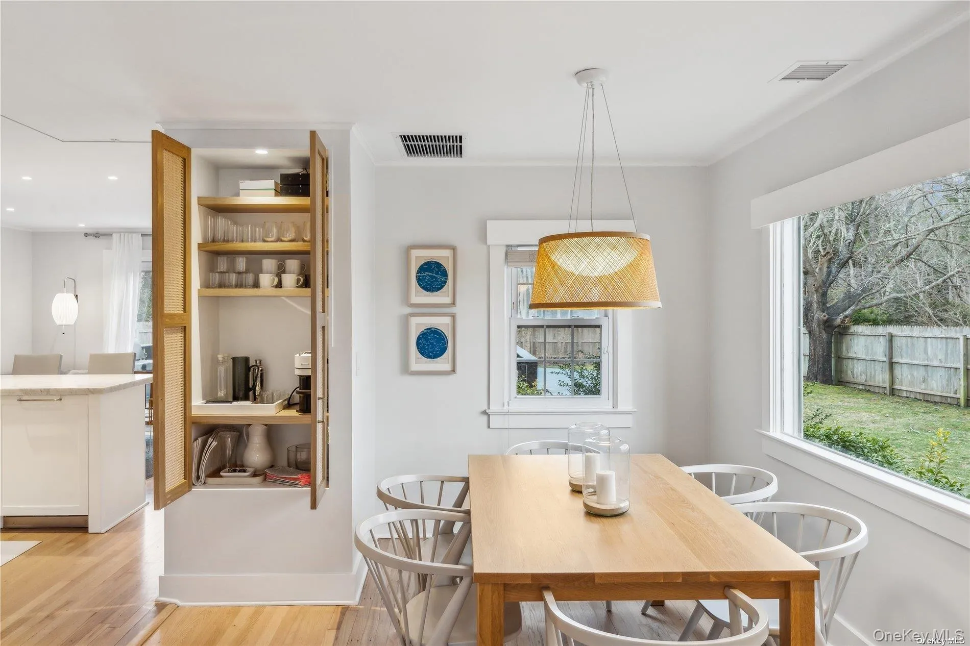 689 Main Street, Southampton, NY, 2 Bedrooms Bedrooms, 5 Rooms Rooms,2 BathroomsBathrooms,Residential Lease,For Rent,Main,0,955979 689 Main Street, Southampton, NY, 2 Bedrooms Bedrooms, 5 Rooms Rooms,2 BathroomsBathrooms,Residential Lease,For Rent,Main,0,955979