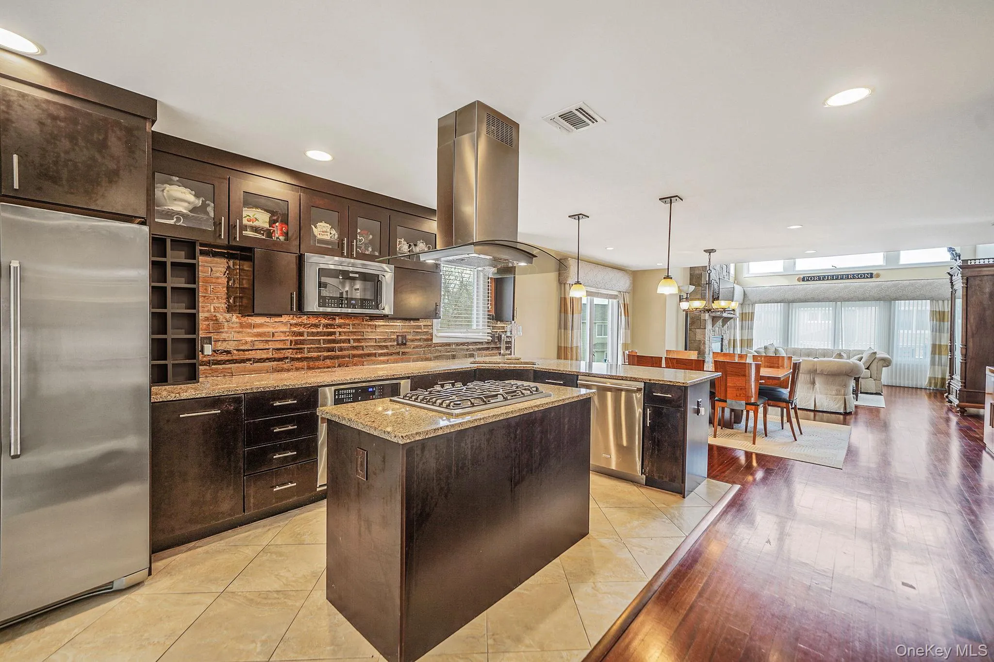 11 Theresa Lane, Brookhaven, NY, 2 Bedrooms Bedrooms, 6 Rooms Rooms,2 BathroomsBathrooms,Residential,For Rent,Theresa,0,956001 11 Theresa Lane, Brookhaven, NY, 2 Bedrooms Bedrooms, 6 Rooms Rooms,2 BathroomsBathrooms,Residential,For Rent,Theresa,0,956001