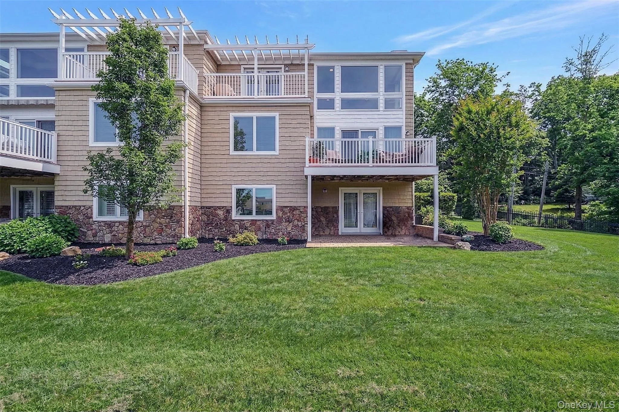 11 Theresa Lane, Brookhaven, NY, 2 Bedrooms Bedrooms, 6 Rooms Rooms,2 BathroomsBathrooms,Residential,For Rent,Theresa,0,956001 11 Theresa Lane, Brookhaven, NY, 2 Bedrooms Bedrooms, 6 Rooms Rooms,2 BathroomsBathrooms,Residential,For Rent,Theresa,0,956001
