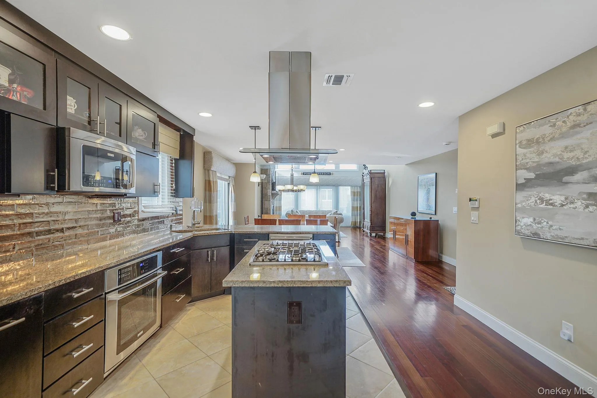11 Theresa Lane, Brookhaven, NY, 2 Bedrooms Bedrooms, 6 Rooms Rooms,2 BathroomsBathrooms,Residential,For Rent,Theresa,0,956001 11 Theresa Lane, Brookhaven, NY, 2 Bedrooms Bedrooms, 6 Rooms Rooms,2 BathroomsBathrooms,Residential,For Rent,Theresa,0,956001