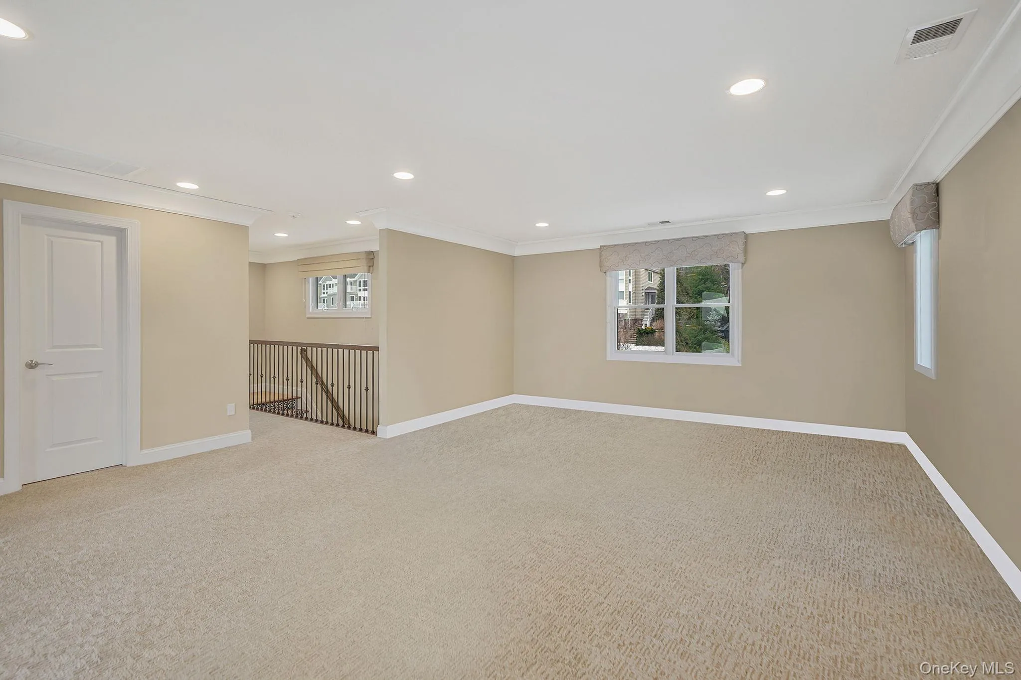 11 Theresa Lane, Brookhaven, NY, 2 Bedrooms Bedrooms, 6 Rooms Rooms,2 BathroomsBathrooms,Residential,For Rent,Theresa,0,956001 11 Theresa Lane, Brookhaven, NY, 2 Bedrooms Bedrooms, 6 Rooms Rooms,2 BathroomsBathrooms,Residential,For Rent,Theresa,0,956001