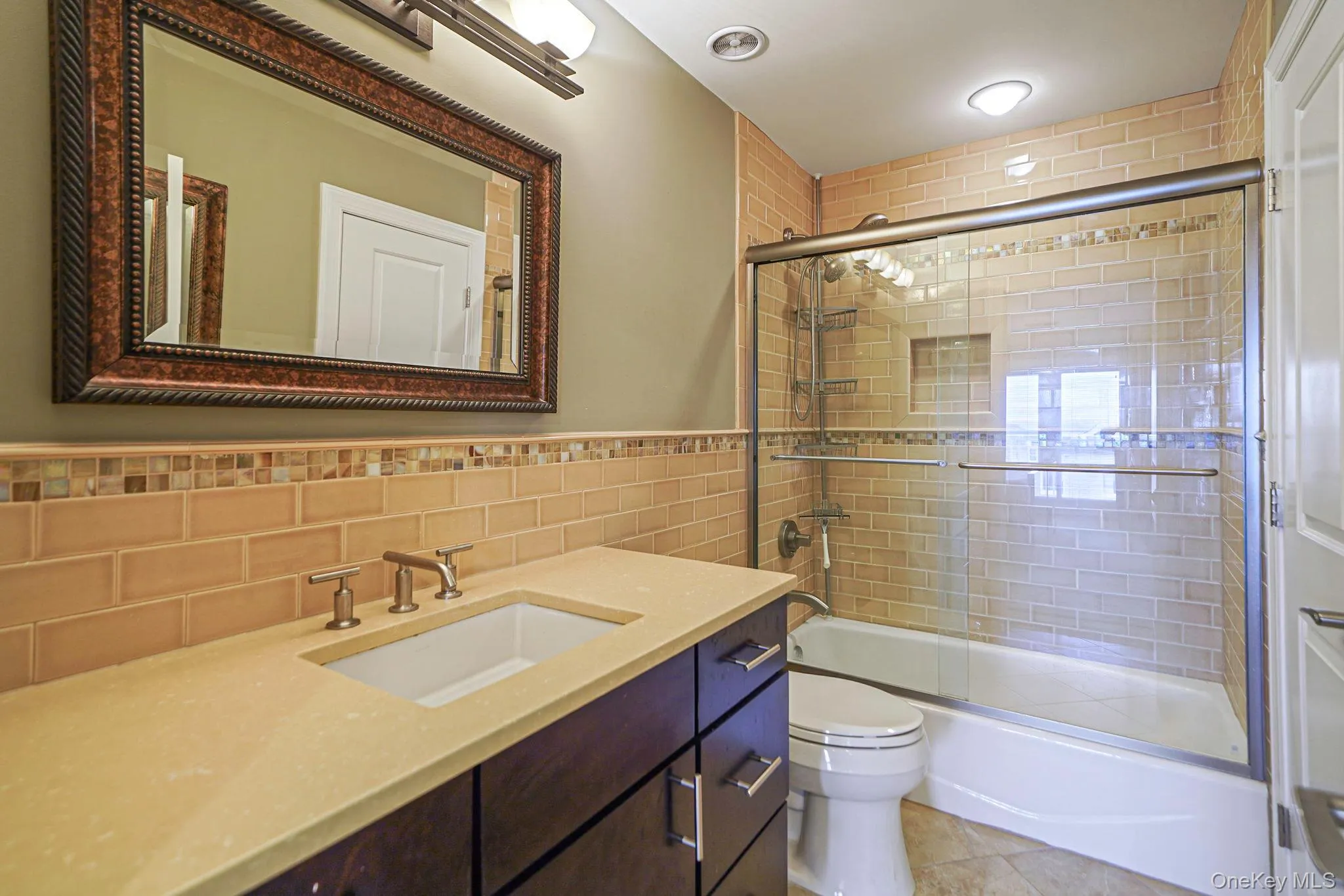 11 Theresa Lane, Brookhaven, NY, 2 Bedrooms Bedrooms, 6 Rooms Rooms,2 BathroomsBathrooms,Residential,For Rent,Theresa,0,956001 11 Theresa Lane, Brookhaven, NY, 2 Bedrooms Bedrooms, 6 Rooms Rooms,2 BathroomsBathrooms,Residential,For Rent,Theresa,0,956001