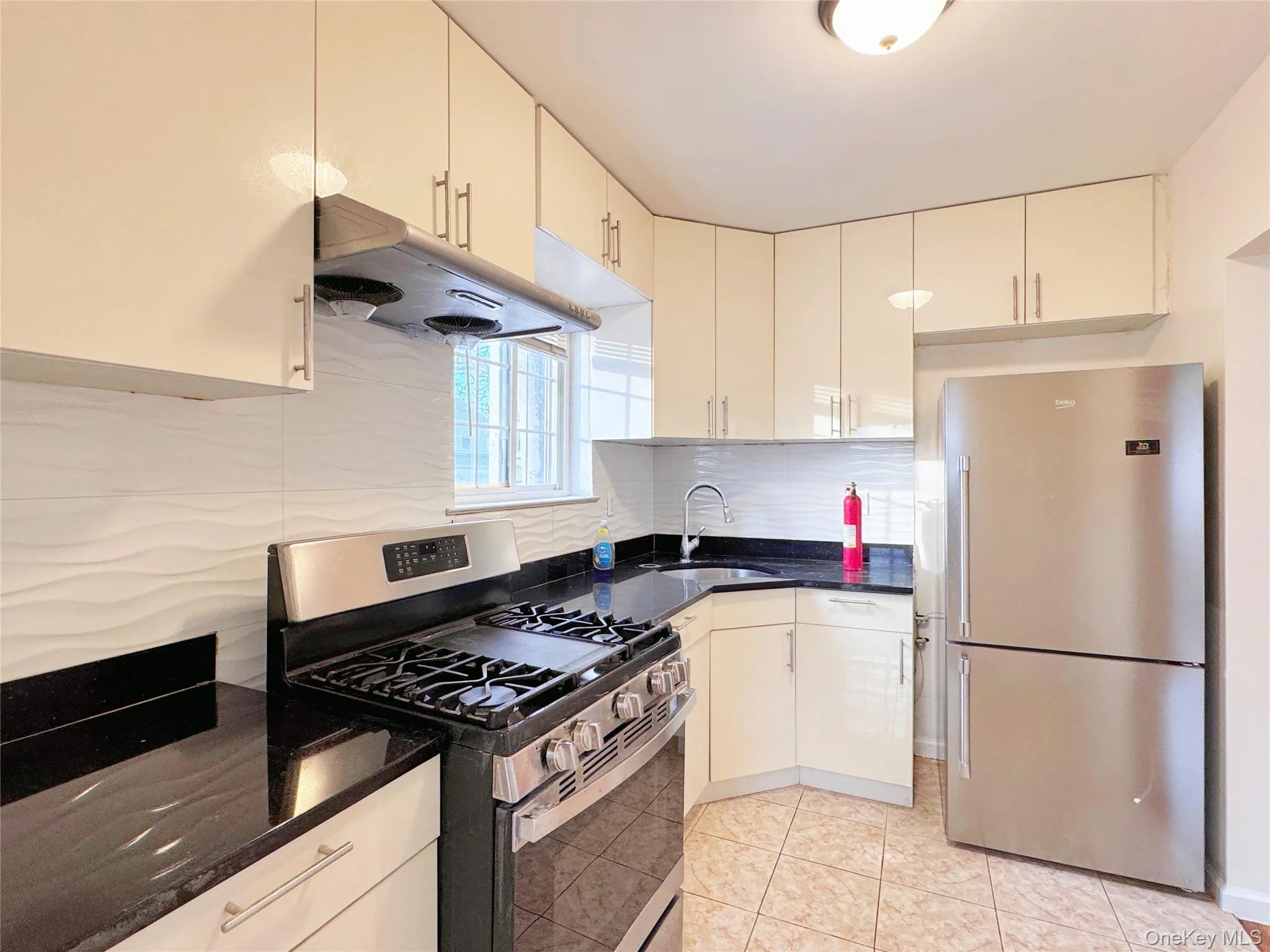 11701 14th Avenue, New York, NY, 3 Bedrooms Bedrooms, 6 Rooms Rooms,1 BathroomBathrooms,Residential Lease,For Rent,14th,0,956013 11701 14th Avenue, New York, NY, 3 Bedrooms Bedrooms, 6 Rooms Rooms,1 BathroomBathrooms,Residential Lease,For Rent,14th,0,956013