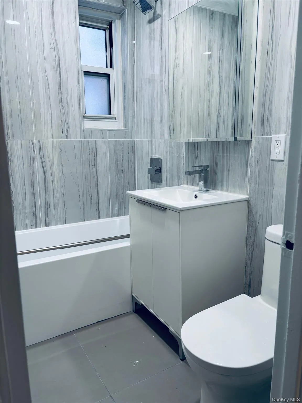 1300 Midland Avenue, Yonkers, NY, 2 Bedrooms Bedrooms, 4 Rooms Rooms,1 BathroomBathrooms,Residential,For Rent,Midland,0,956080 1300 Midland Avenue, Yonkers, NY, 2 Bedrooms Bedrooms, 4 Rooms Rooms,1 BathroomBathrooms,Residential,For Rent,Midland,0,956080