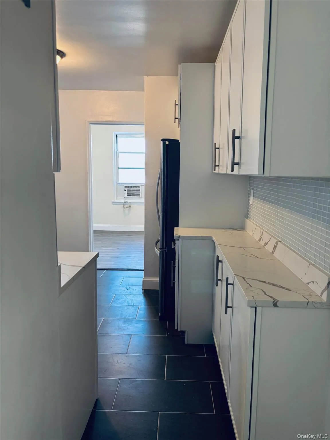1300 Midland Avenue, Yonkers, NY, 2 Bedrooms Bedrooms, 4 Rooms Rooms,1 BathroomBathrooms,Residential,For Rent,Midland,0,956080 1300 Midland Avenue, Yonkers, NY, 2 Bedrooms Bedrooms, 4 Rooms Rooms,1 BathroomBathrooms,Residential,For Rent,Midland,0,956080