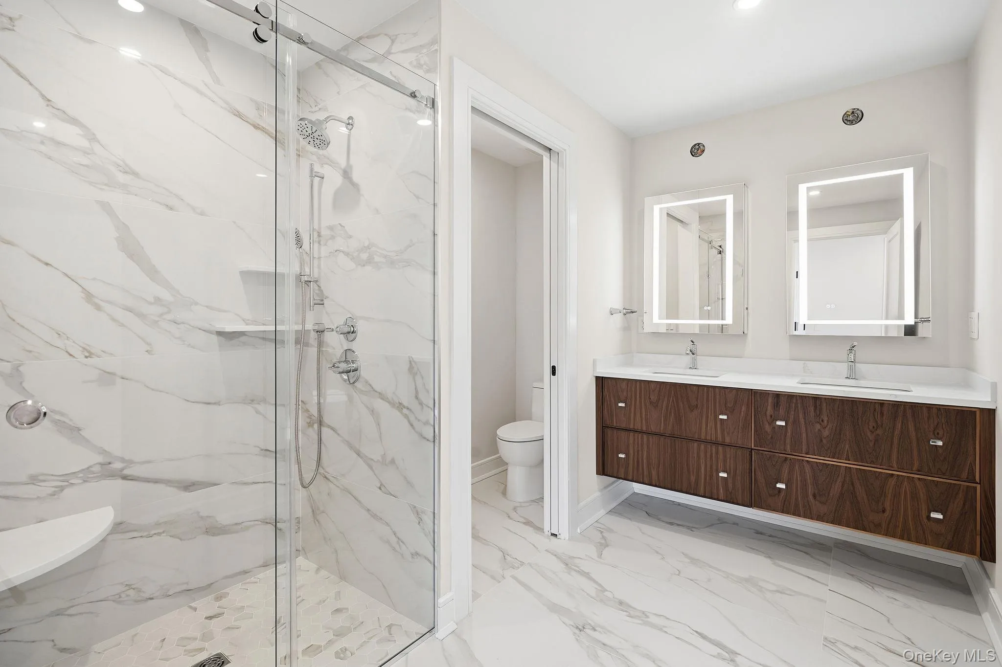 34 Clinton Avenue, Greenburgh, NY, 3 Bedrooms Bedrooms, 5 Rooms Rooms,2 BathroomsBathrooms,Residential Lease,For Rent,Clinton,0,956083 34 Clinton Avenue, Greenburgh, NY, 3 Bedrooms Bedrooms, 5 Rooms Rooms,2 BathroomsBathrooms,Residential Lease,For Rent,Clinton,0,956083