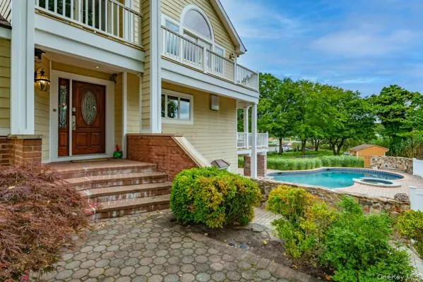 27 Tiana Road, Southampton, NY, 5 Bedrooms Bedrooms, 10 Rooms Rooms,5 BathroomsBathrooms,Residential Lease,For Rent,Tiana,0,956105 27 Tiana Road, Southampton, NY, 5 Bedrooms Bedrooms, 10 Rooms Rooms,5 BathroomsBathrooms,Residential Lease,For Rent,Tiana,0,956105