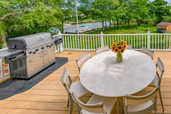 27 Tiana Road, Southampton, NY, 5 Bedrooms Bedrooms, 10 Rooms Rooms,5 BathroomsBathrooms,Residential Lease,For Rent,Tiana,0,956105 27 Tiana Road, Southampton, NY, 5 Bedrooms Bedrooms, 10 Rooms Rooms,5 BathroomsBathrooms,Residential Lease,For Rent,Tiana,0,956105