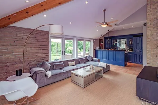 27 Tiana Road, Southampton, NY, 5 Bedrooms Bedrooms, 10 Rooms Rooms,5 BathroomsBathrooms,Residential Lease,For Rent,Tiana,0,956105 27 Tiana Road, Southampton, NY, 5 Bedrooms Bedrooms, 10 Rooms Rooms,5 BathroomsBathrooms,Residential Lease,For Rent,Tiana,0,956105