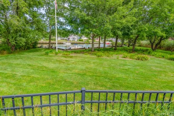 27 Tiana Road, Southampton, NY, 5 Bedrooms Bedrooms, 10 Rooms Rooms,5 BathroomsBathrooms,Residential Lease,For Rent,Tiana,0,956105 27 Tiana Road, Southampton, NY, 5 Bedrooms Bedrooms, 10 Rooms Rooms,5 BathroomsBathrooms,Residential Lease,For Rent,Tiana,0,956105