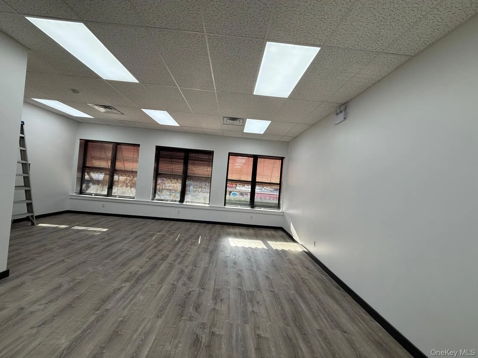 359 Saint Nicholas Avenue, New York, NY, ,Commercial Lease,For Rent,Saint Nicholas,0,956115 359 Saint Nicholas Avenue, New York, NY, ,Commercial Lease,For Rent,Saint Nicholas,0,956115