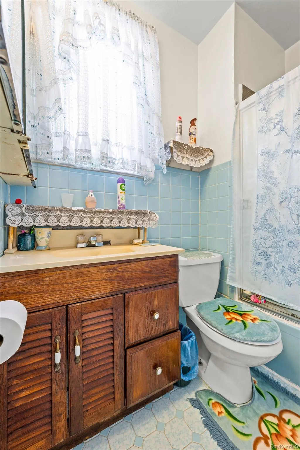 19512 Mc Laughlin Avenue, New York, NY, 4 Bedrooms Bedrooms, 12 Rooms Rooms,2 BathroomsBathrooms,Residential,For Rent,Mc Laughlin,0,956121 19512 Mc Laughlin Avenue, New York, NY, 4 Bedrooms Bedrooms, 12 Rooms Rooms,2 BathroomsBathrooms,Residential,For Rent,Mc Laughlin,0,956121